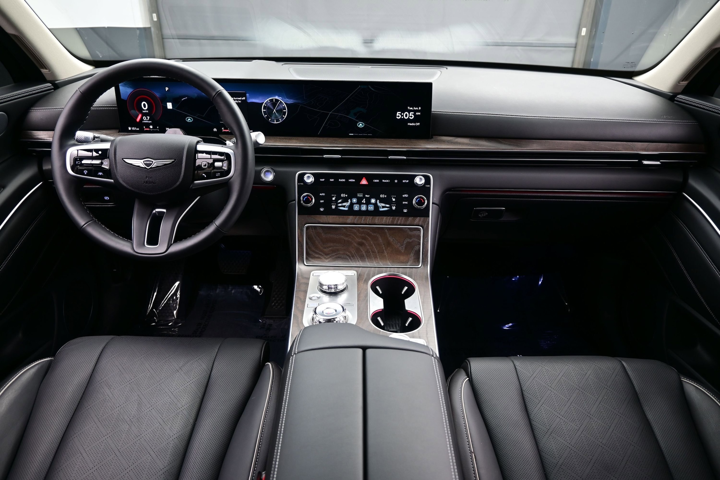 2025 GENESIS GV80 Advanced - Photo 19