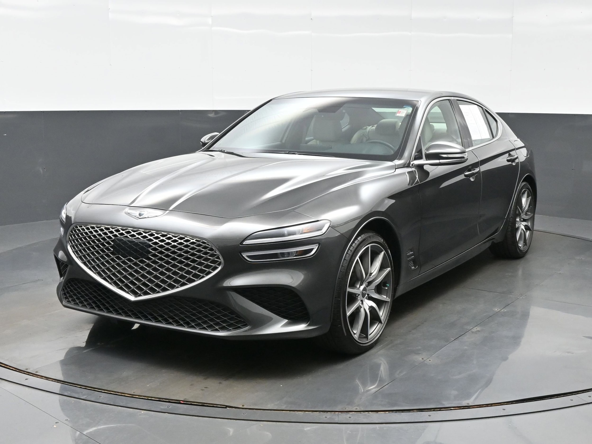 2023 Genesis G70 2.0T Standard AWD's photo