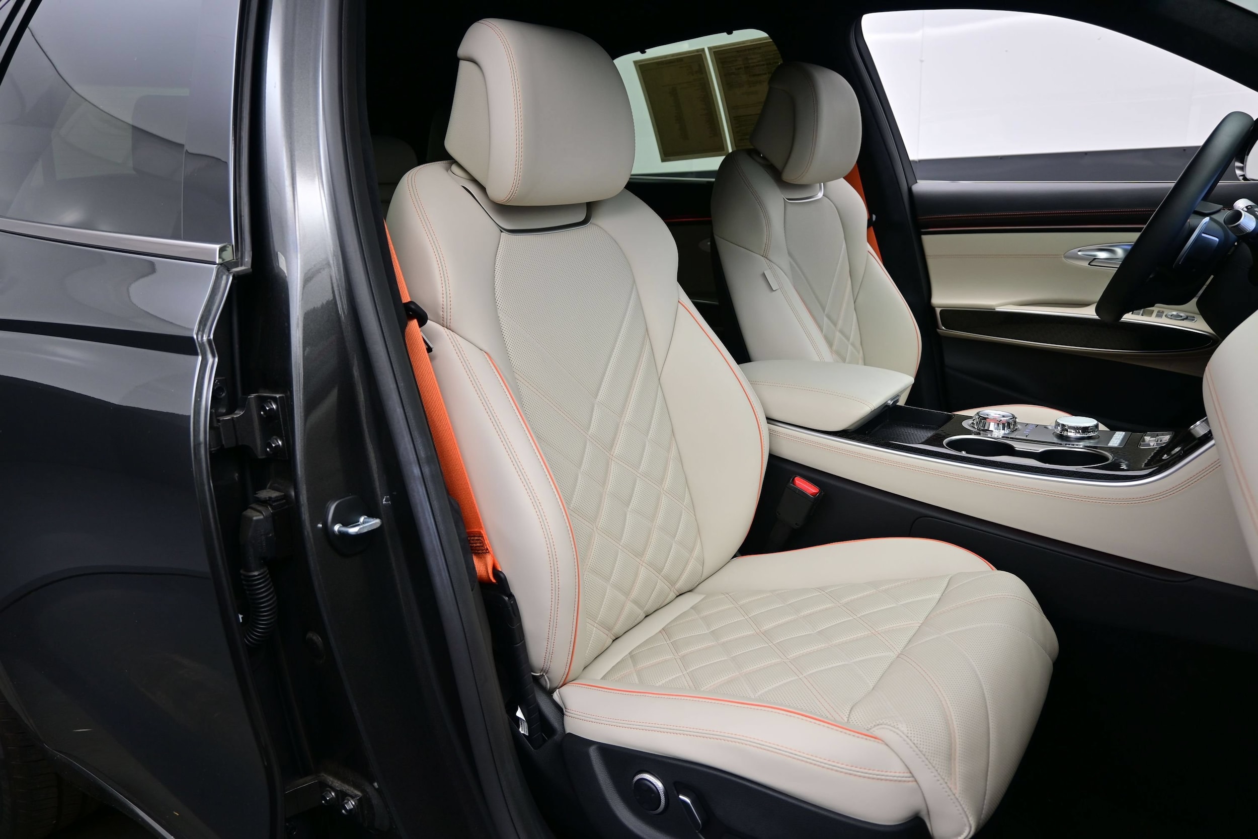 2026 GENESIS GV70 Sport Prestige - Photo 14