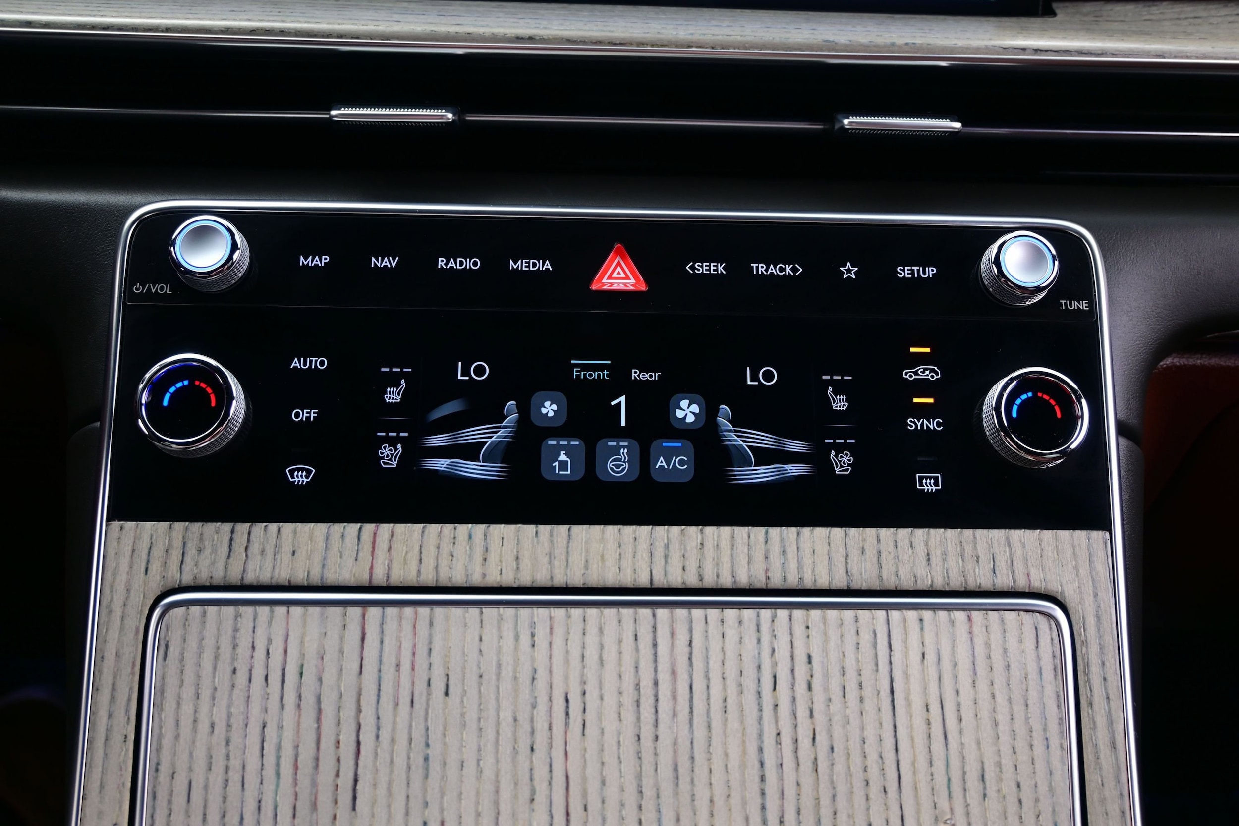 2025 GENESIS GV80 Prestige - Photo 21
