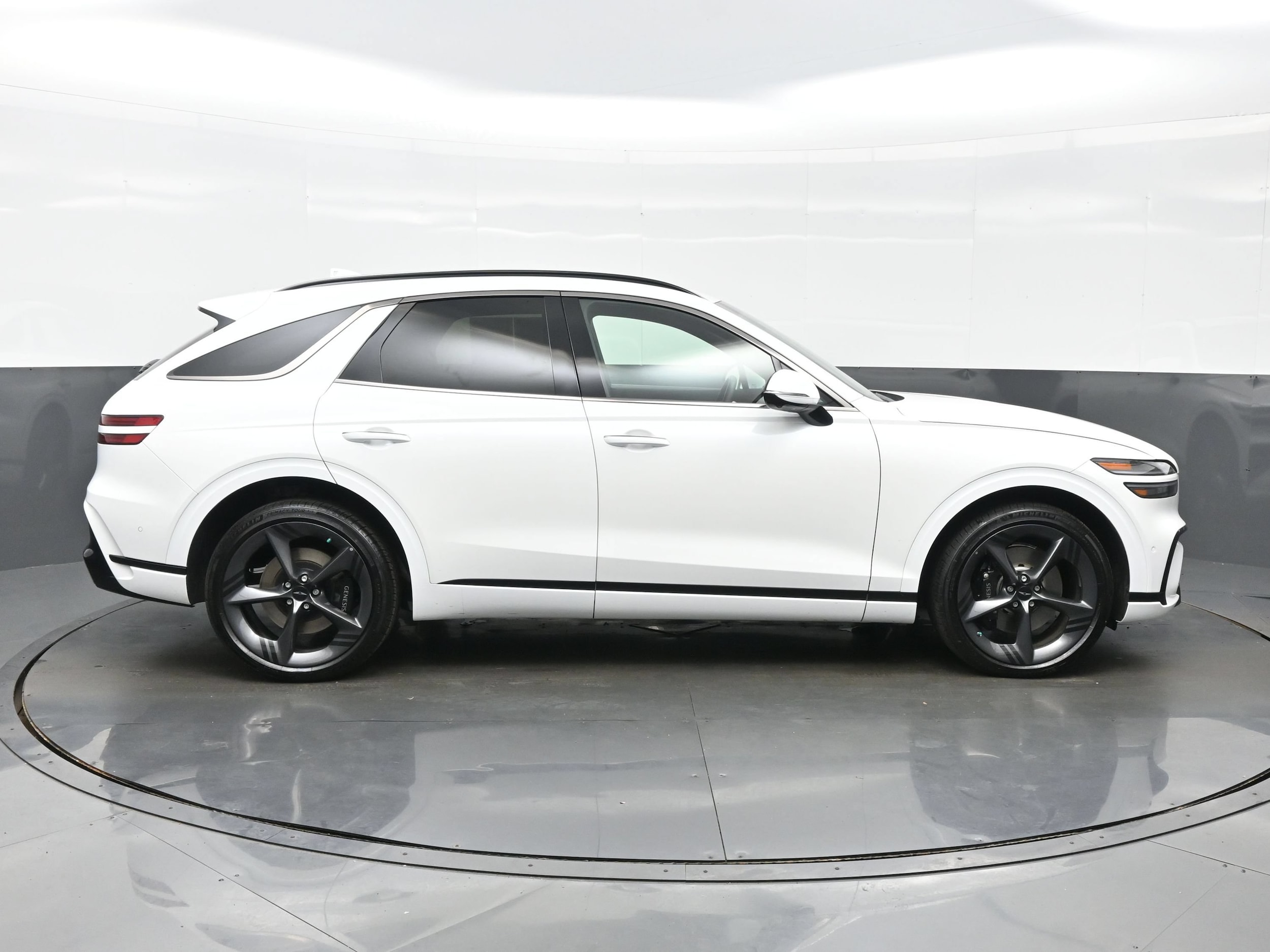 2026 GENESIS GV70 Sport Prestige - Photo 7