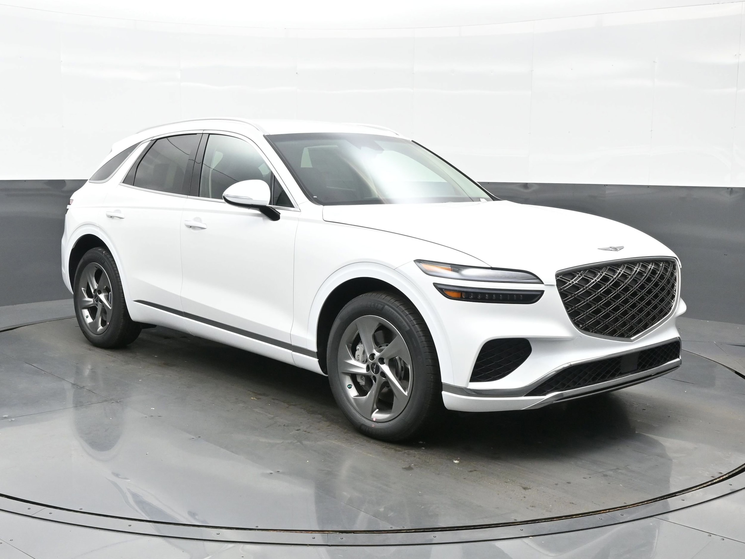 2026 GENESIS GV70 Standard - Photo 8