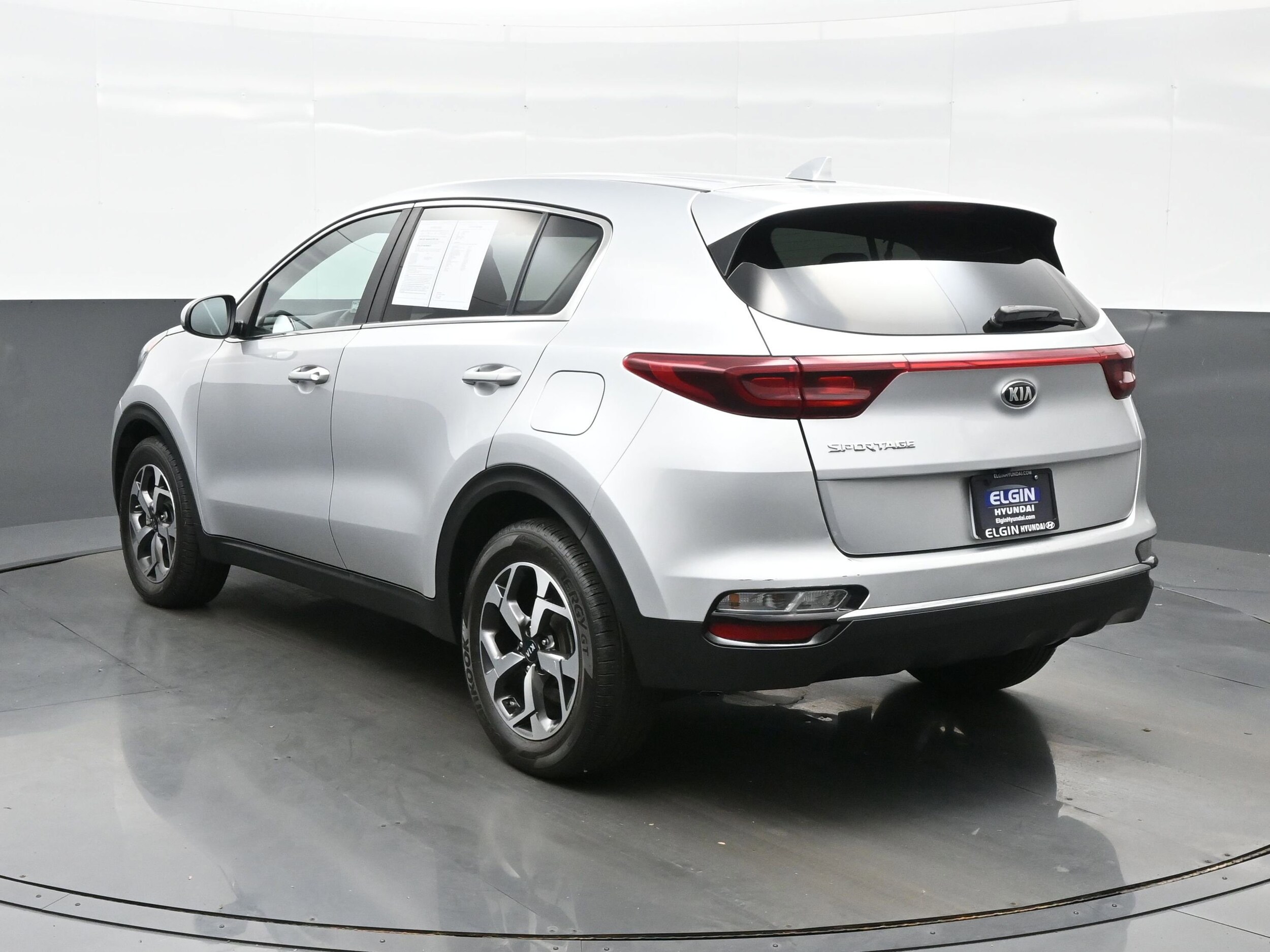 2022 Kia Sportage LX photo 2