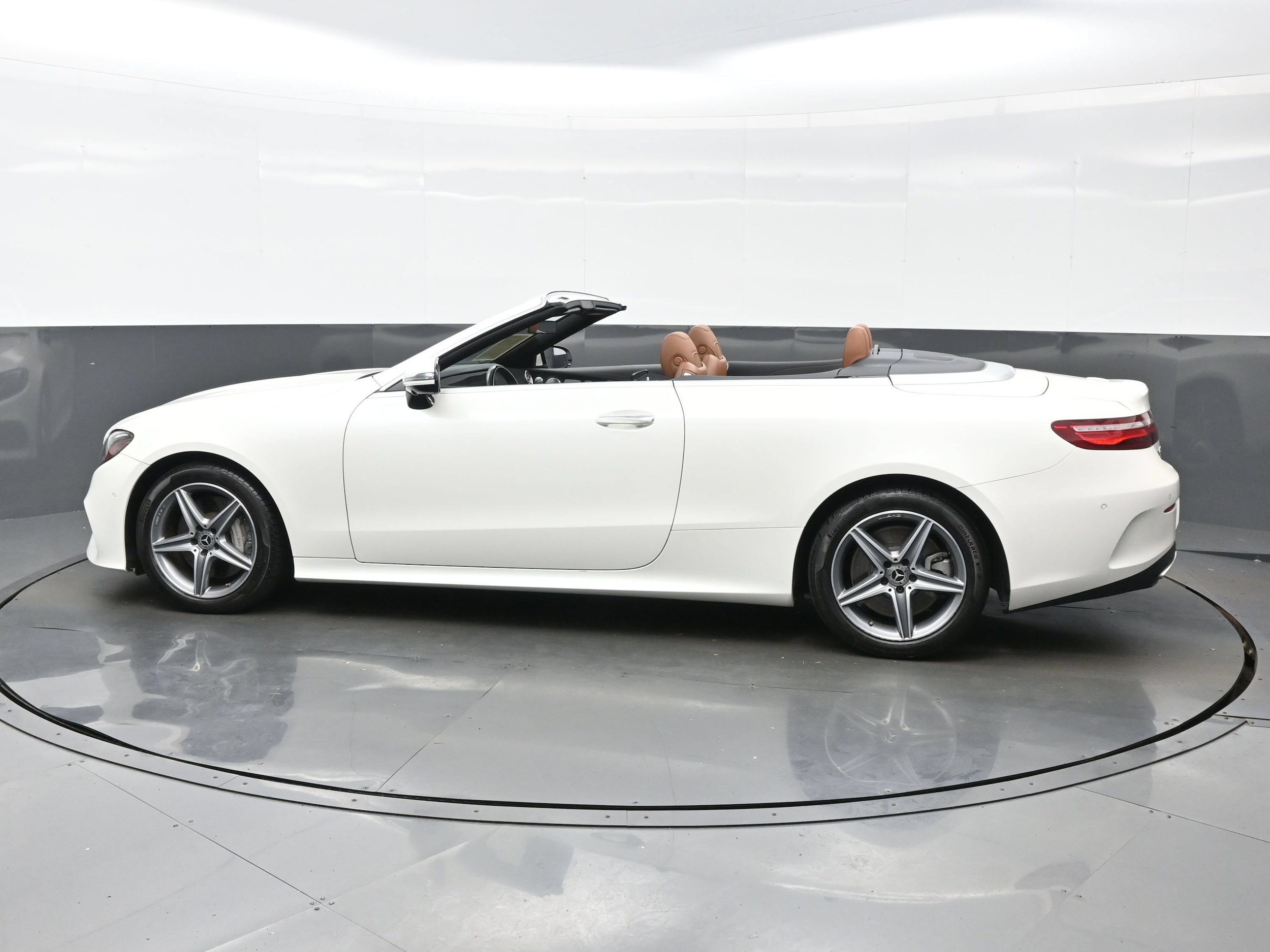 2020 Mercedes-Benz E-Class E450 - Photo 3
