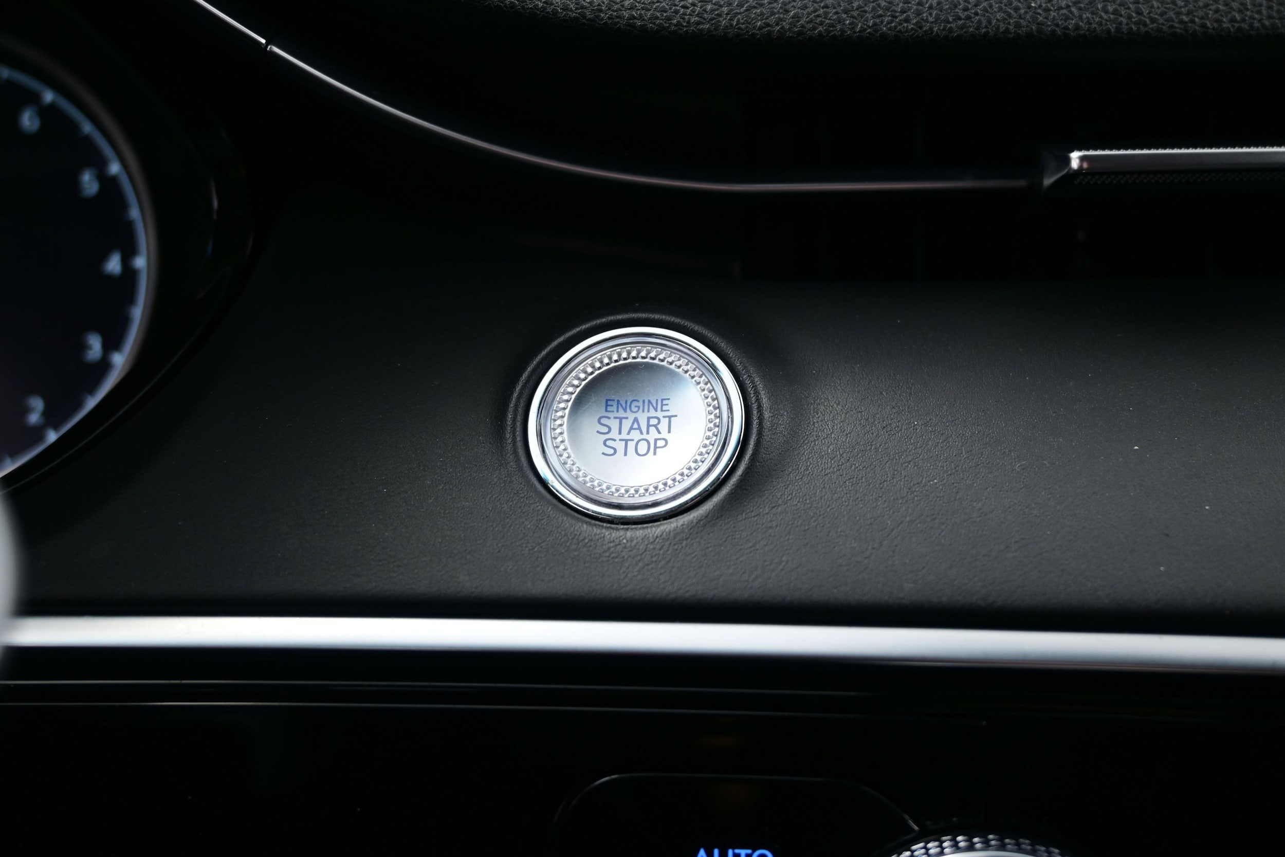 2023 GENESIS GV70 Standard - Photo 22