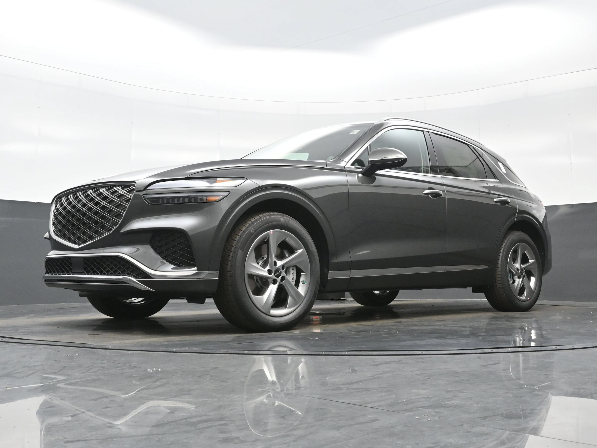 2026 GENESIS GV70 Standard - Photo 13