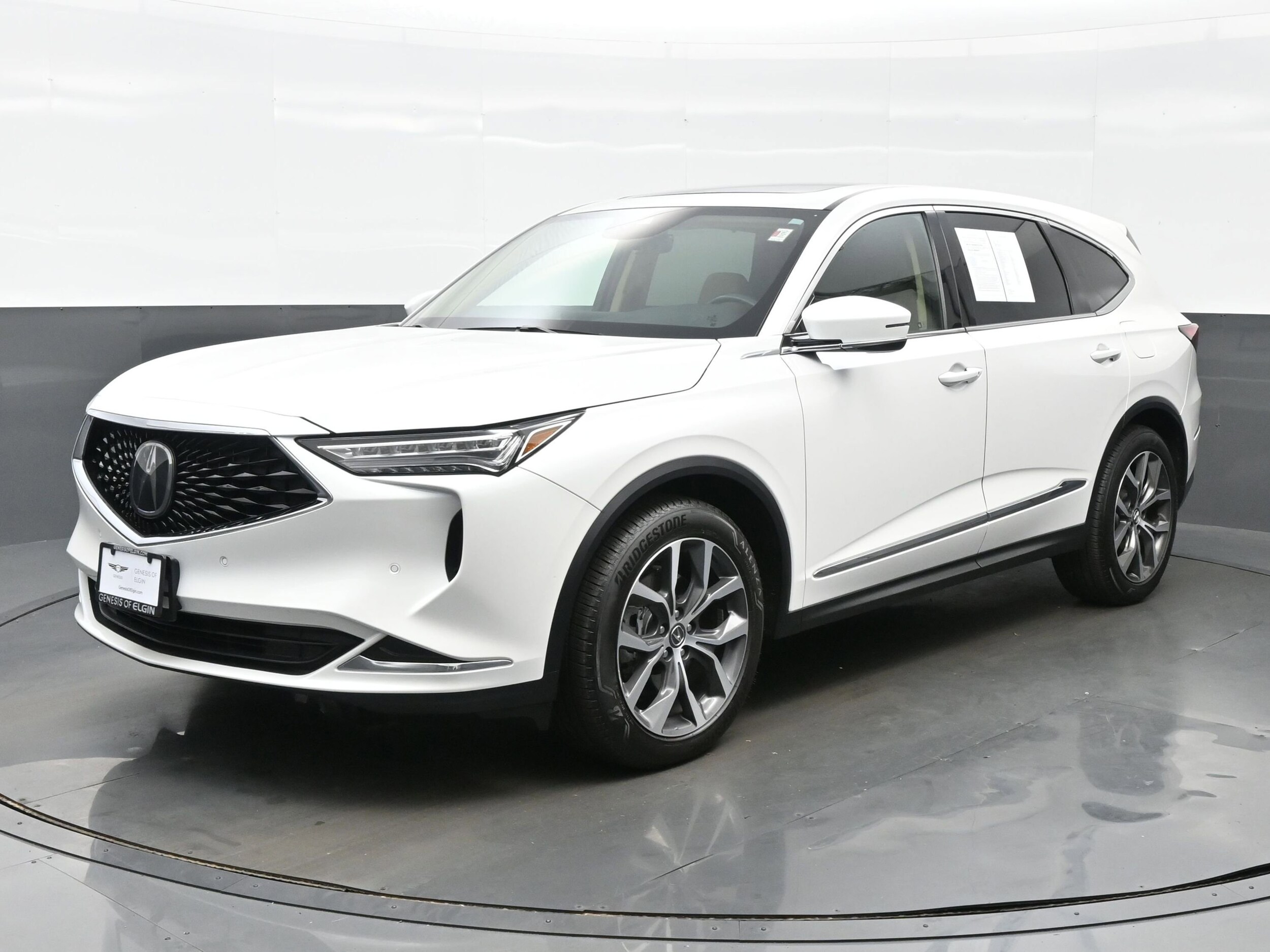 2024 Acura MDX Technology SH-AWD photo 2