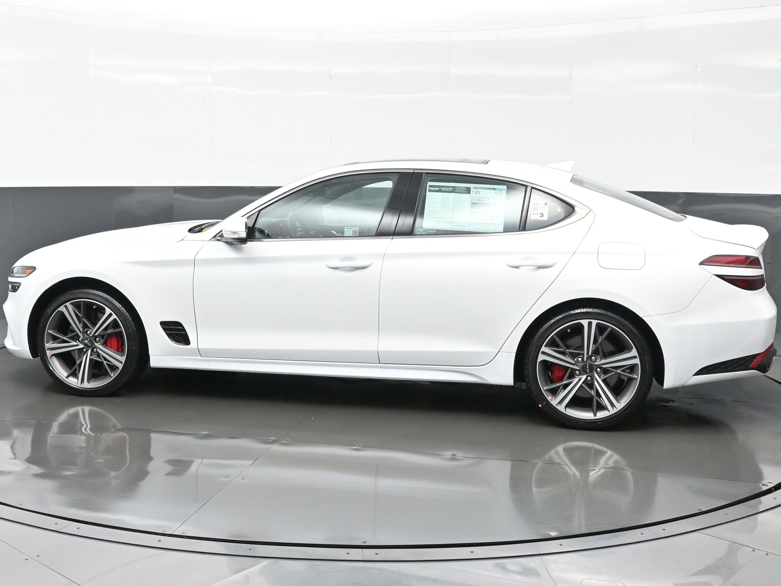 2025 Genesis G70 Sport Prestige photo 3