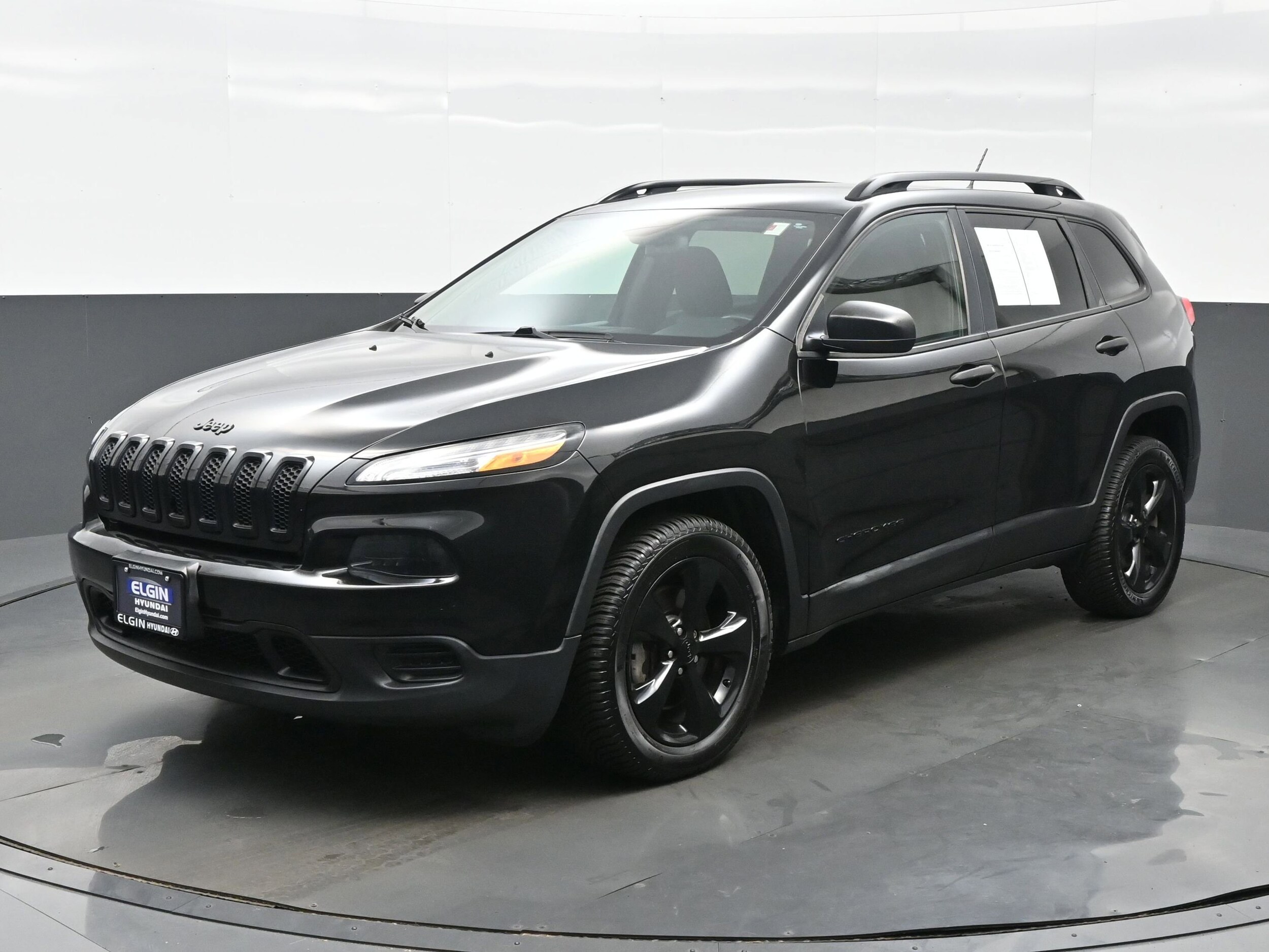2017 Jeep Cherokee Altitude photo 2