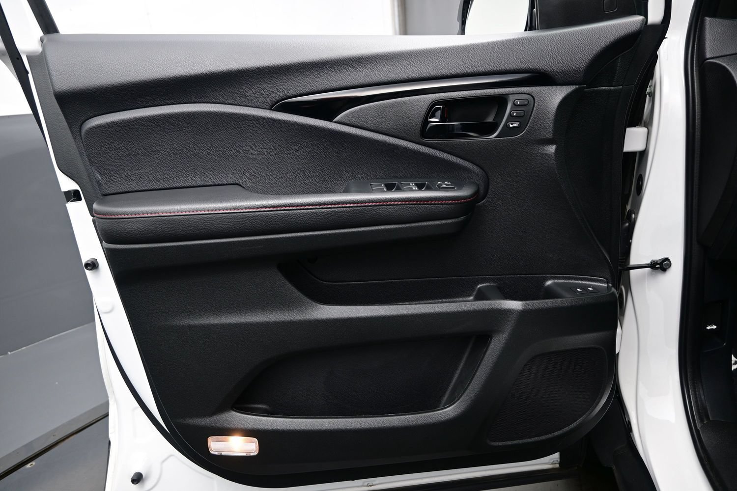 2024 Honda Passport Black Edition - Photo 9