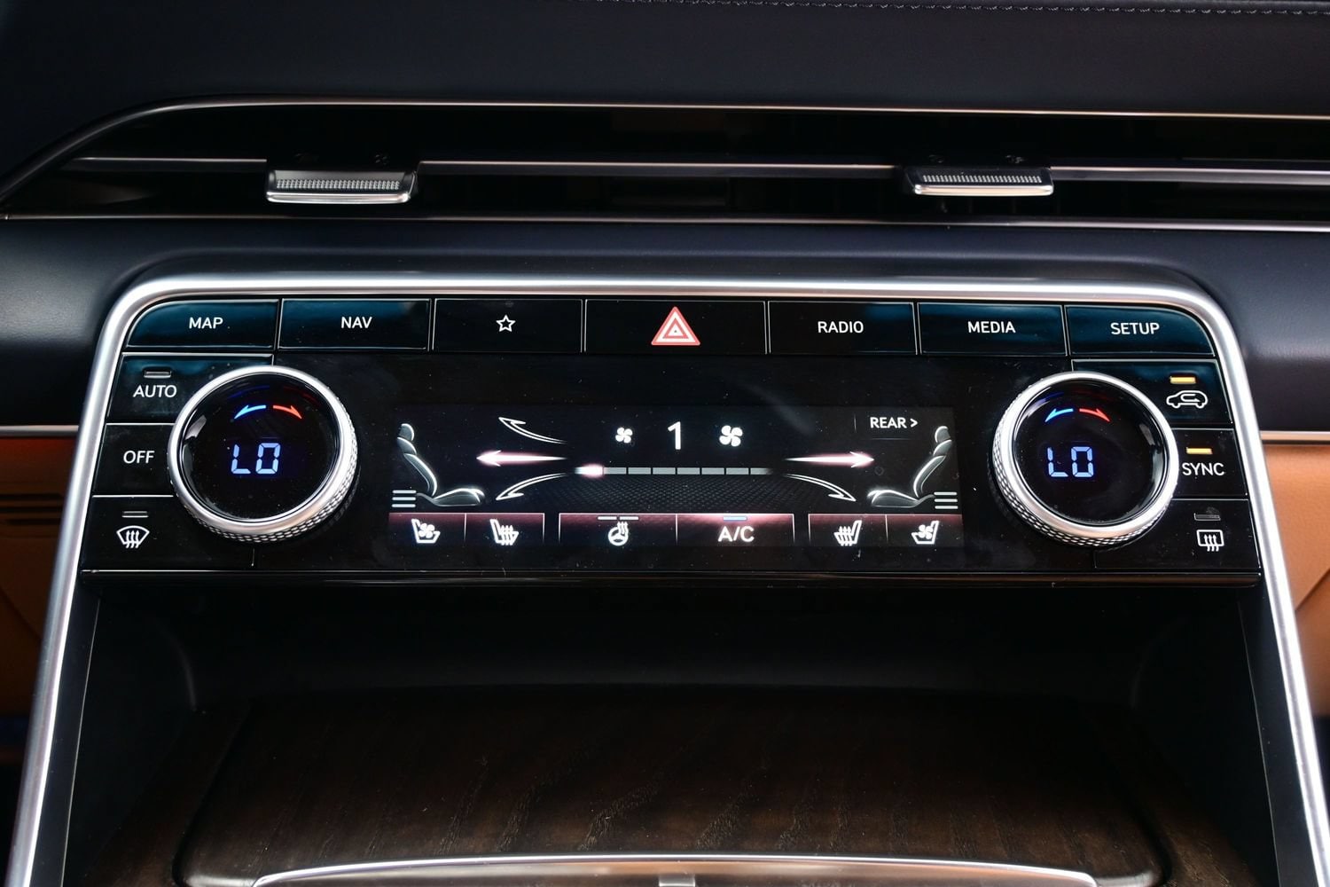 2023 GENESIS GV80 Advanced+ - Photo 22