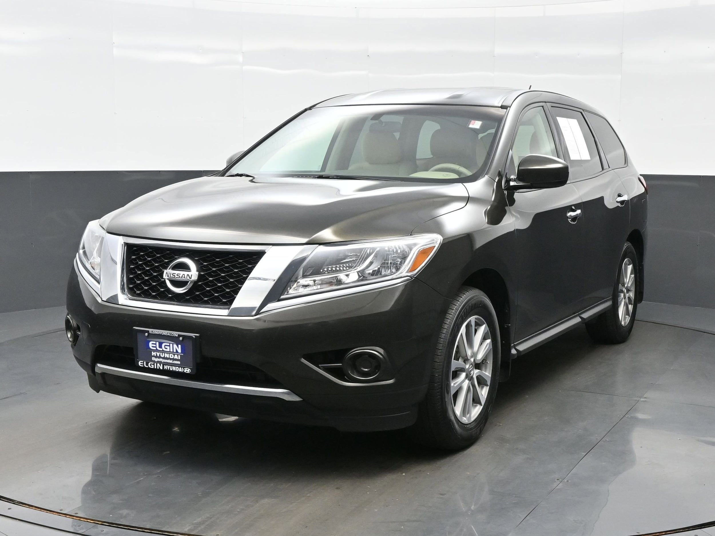 2015 Nissan Pathfinder S 4WD's photo