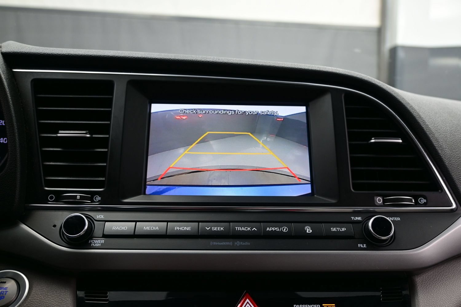 2017 Hyundai Elantra Limited - Photo 16