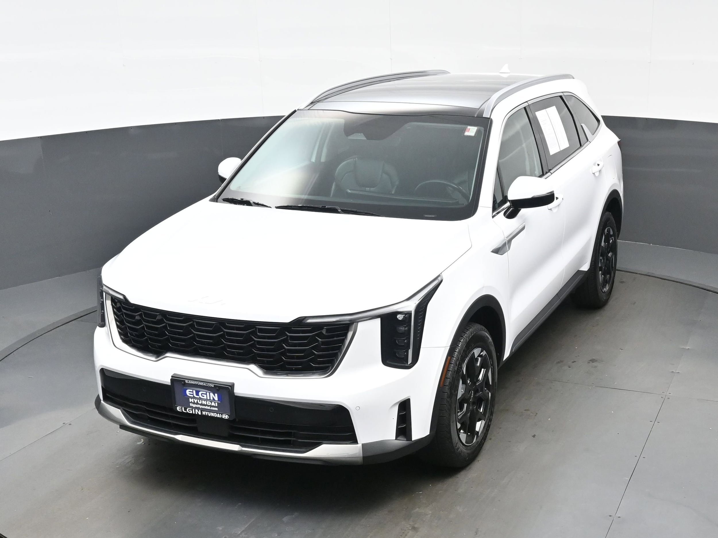 2024 Kia Sorento S - Photo 44