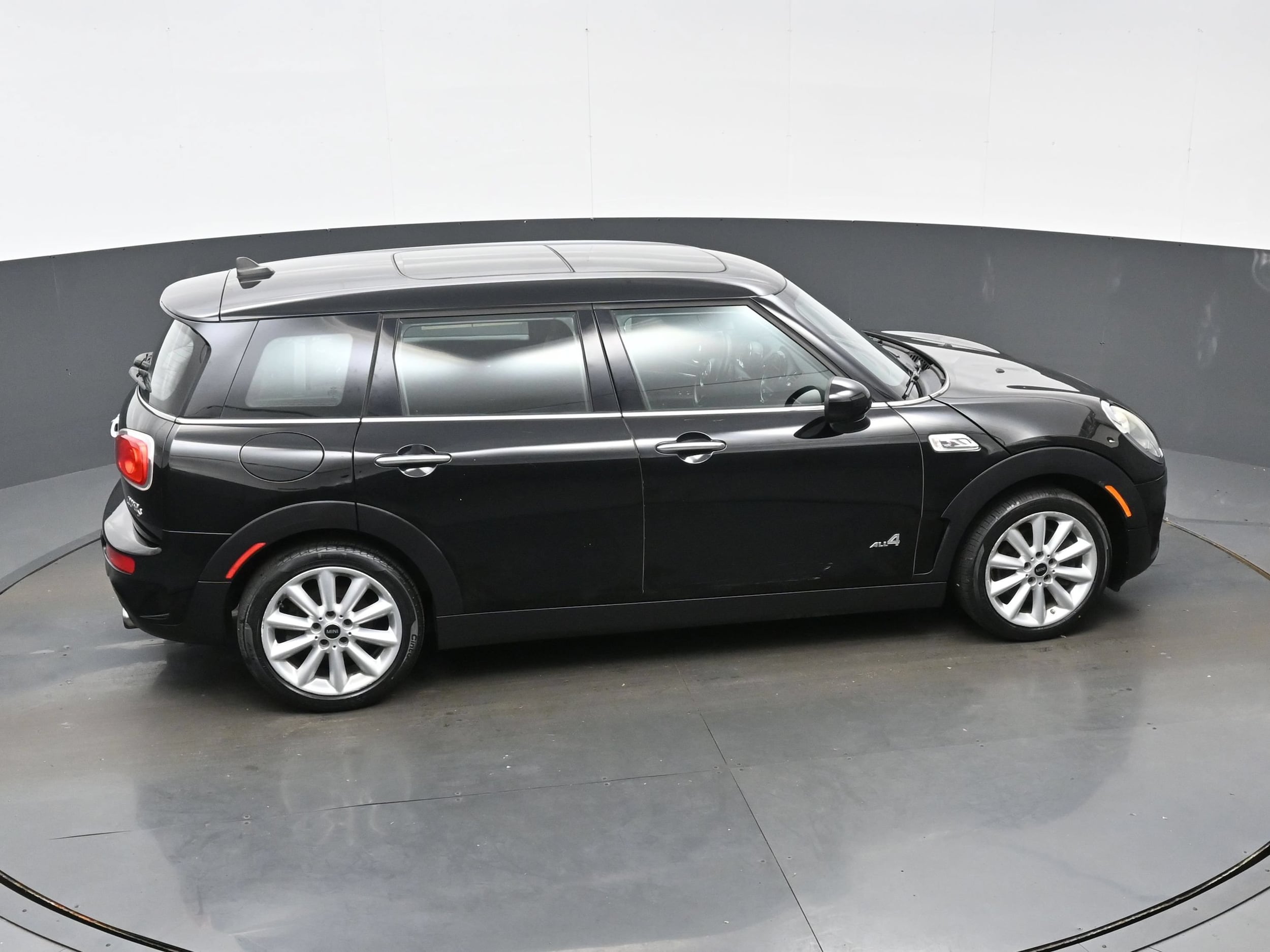 2017 MINI Clubman S - Photo 36