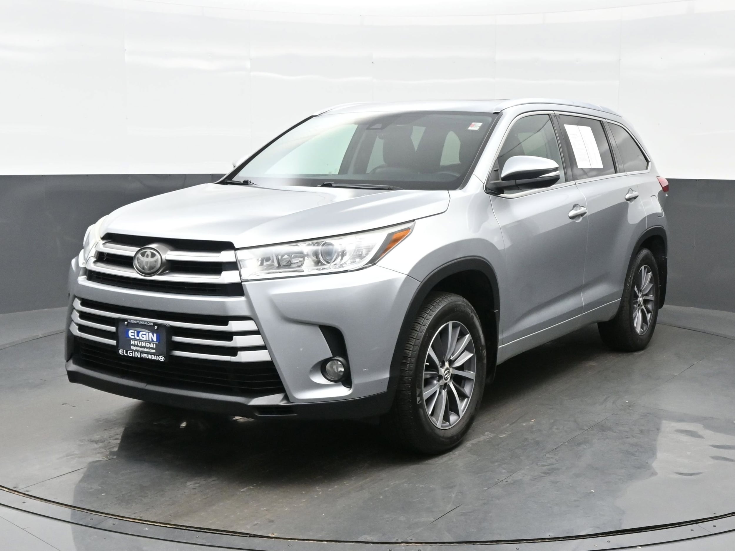 2017 Toyota Highlander XLE's photo
