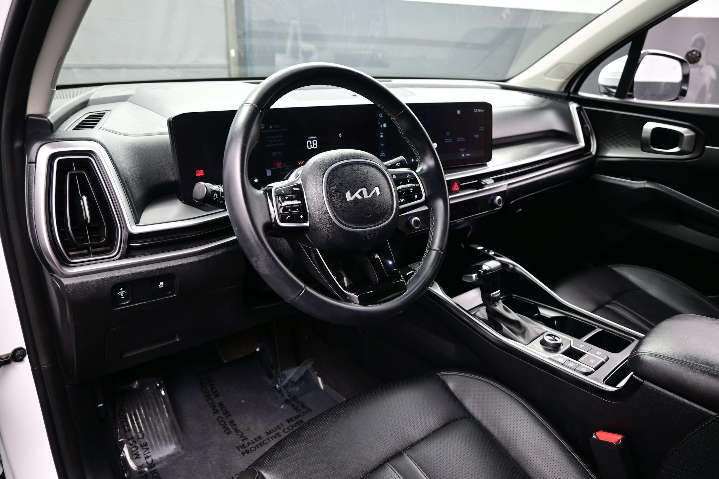 2024 Kia Sorento S - Photo 13