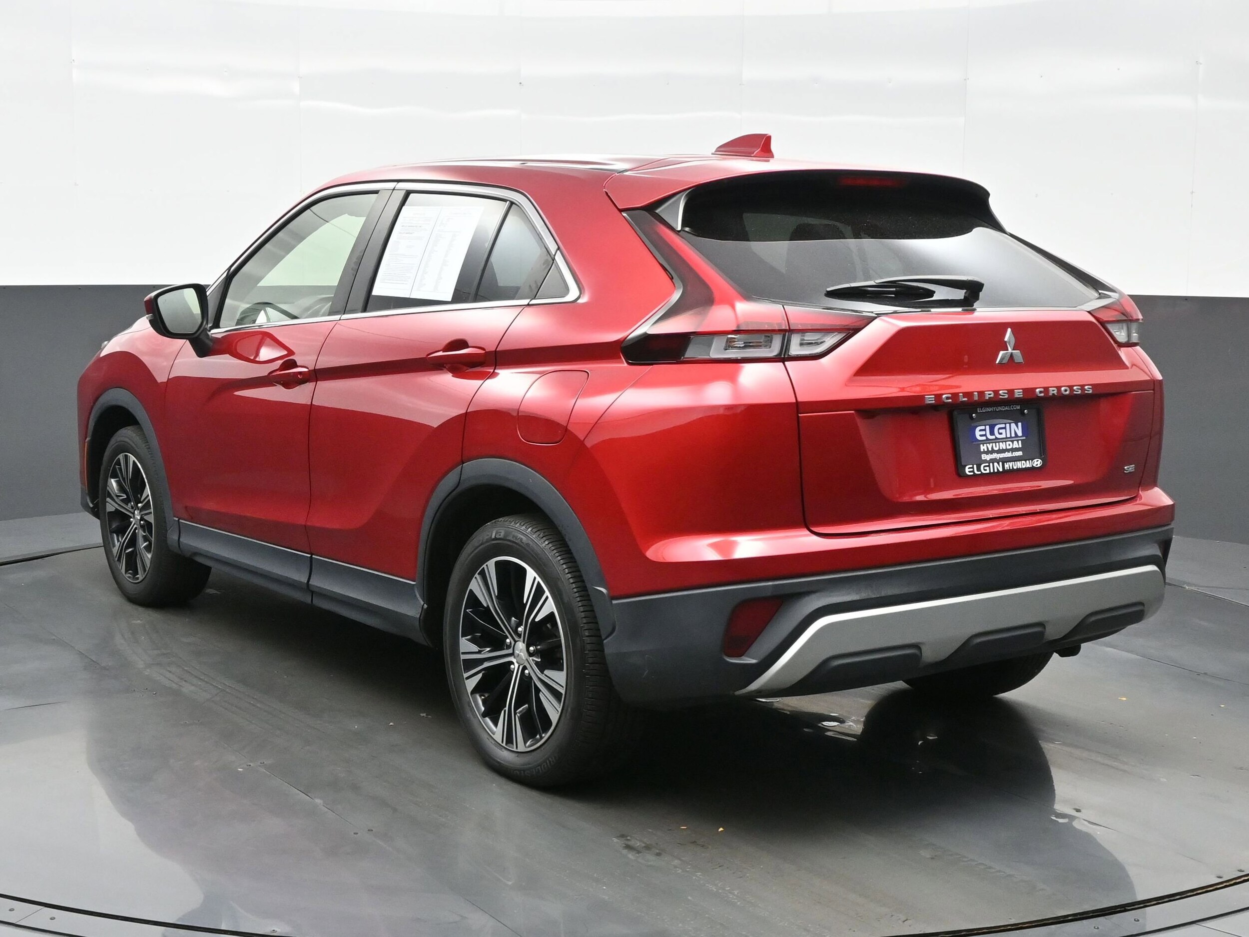 2022 Mitsubishi Eclipse Cross SE photo 3