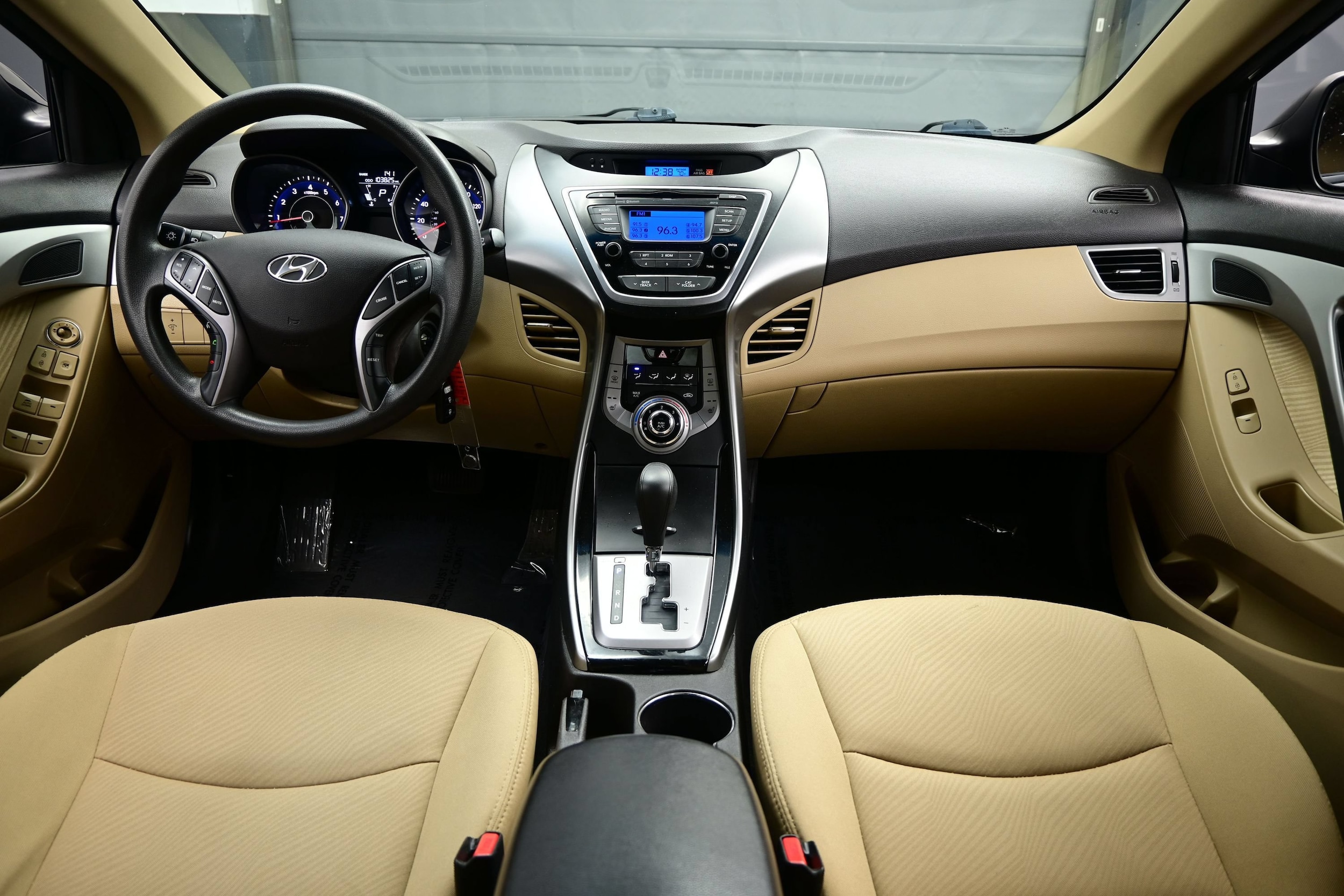2013 Hyundai Elantra GLS - Photo 16