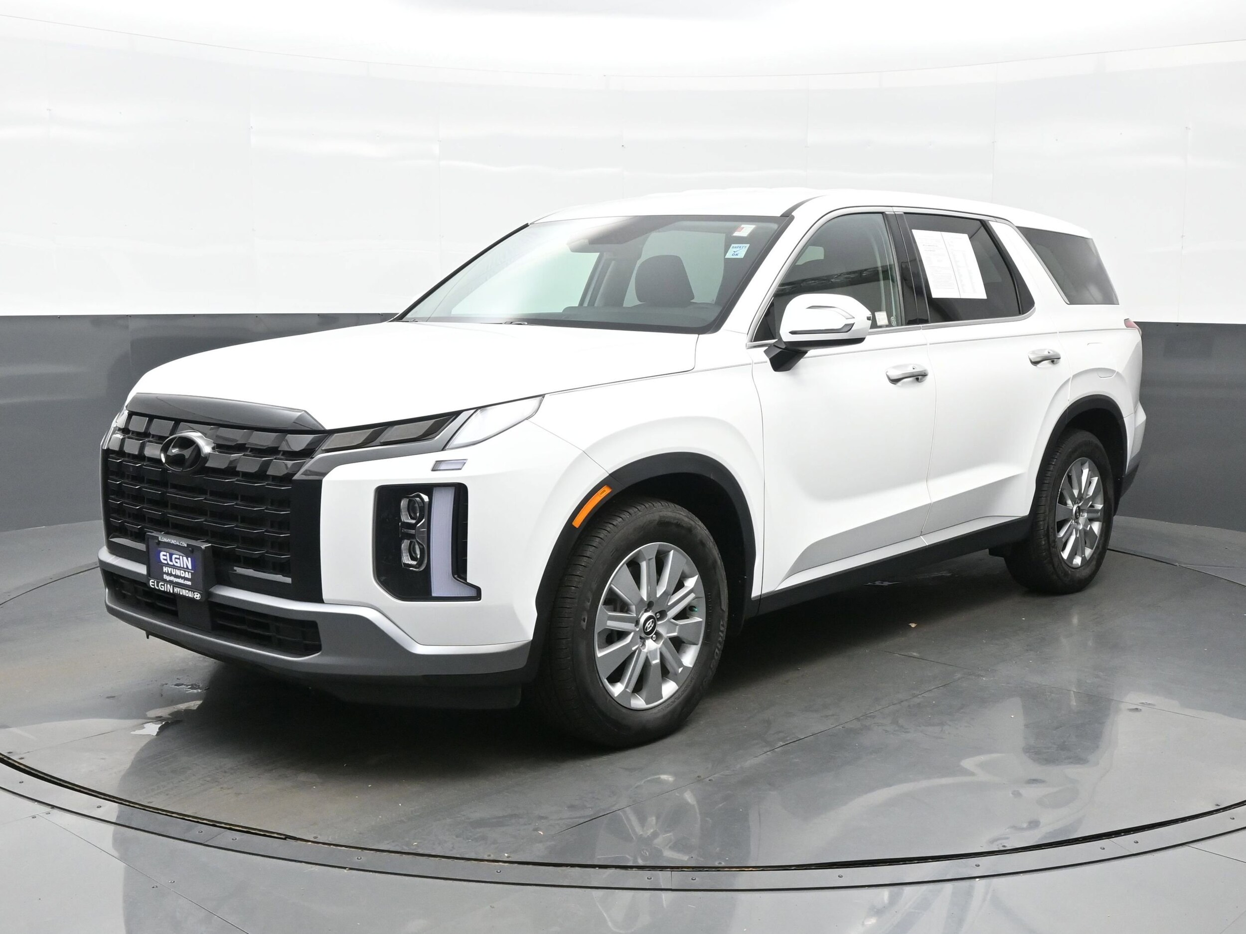 2023 Hyundai Palisade SE photo 2