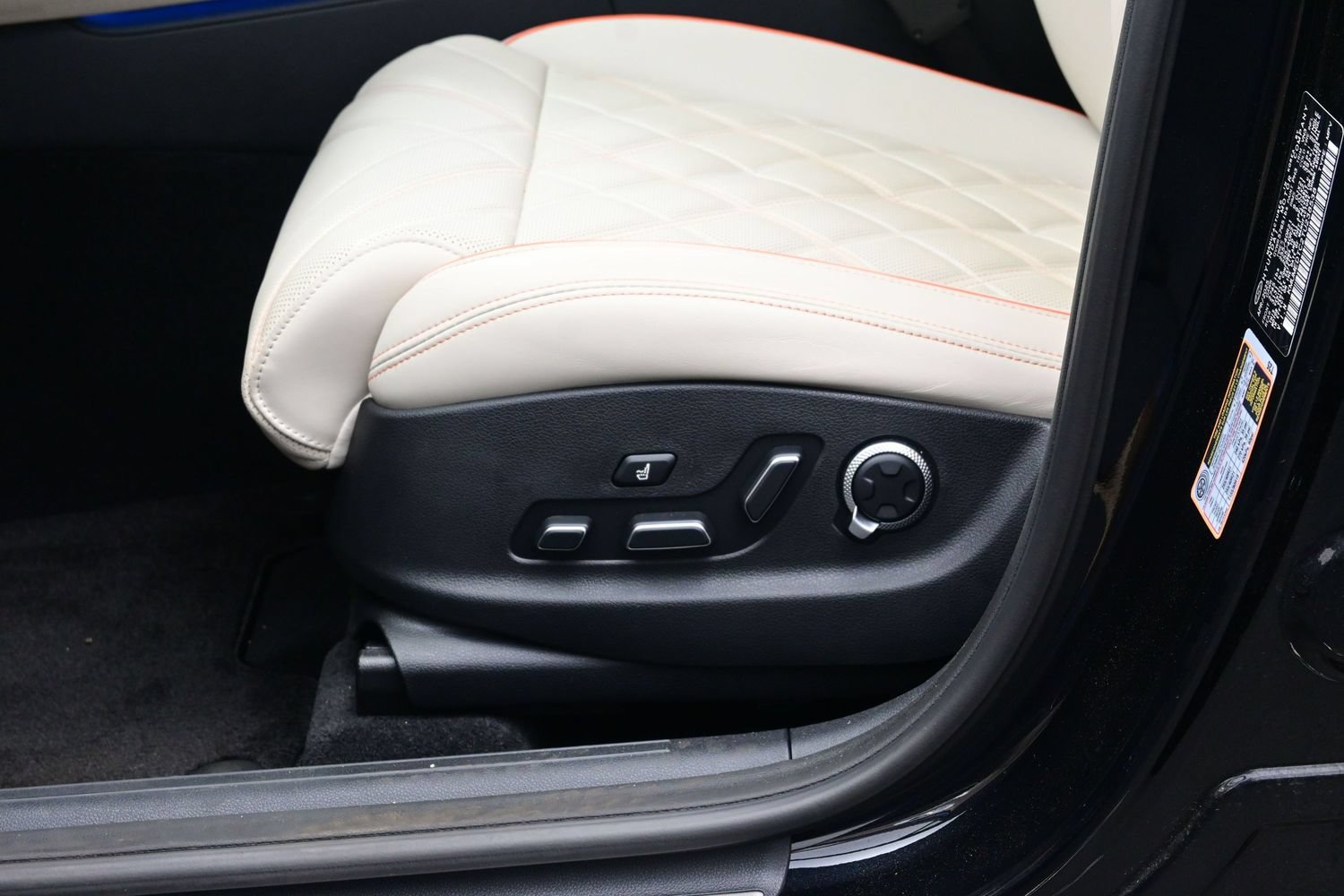 2026 GENESIS GV70 Sport Prestige - Photo 11