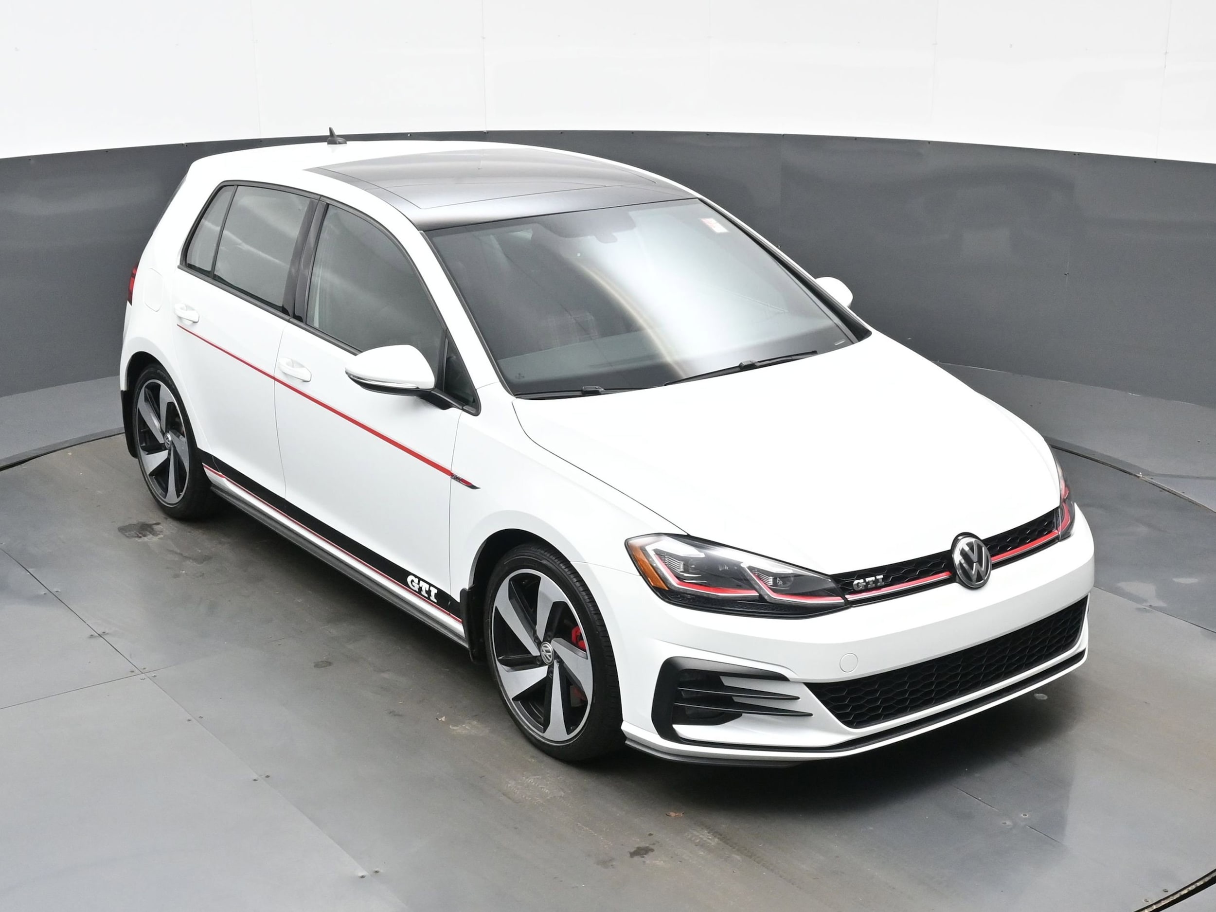 2018 Volkswagen Golf GTI SE - Photo 39