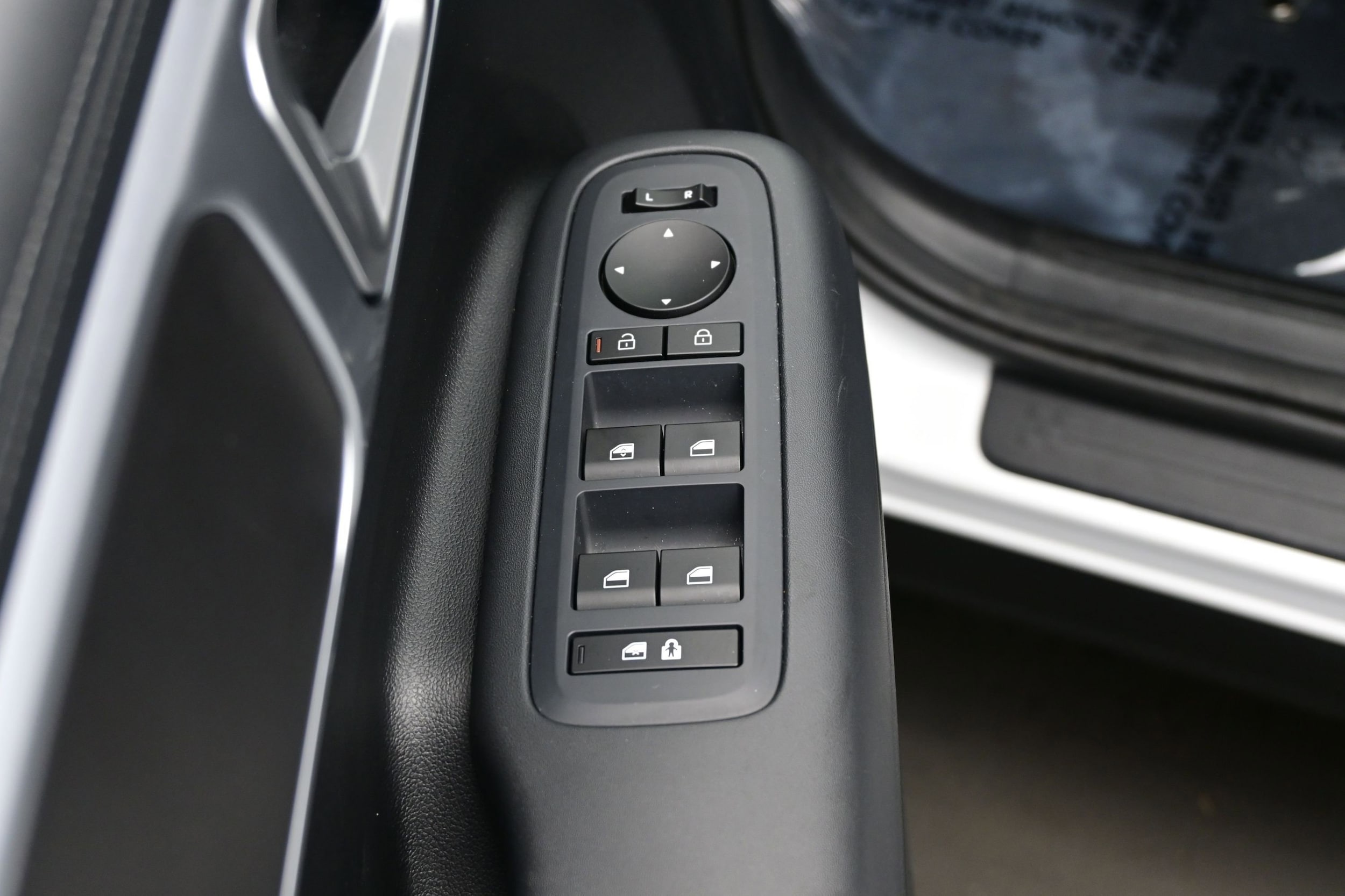 2026 Hyundai Santa Fe SE - Photo 10
