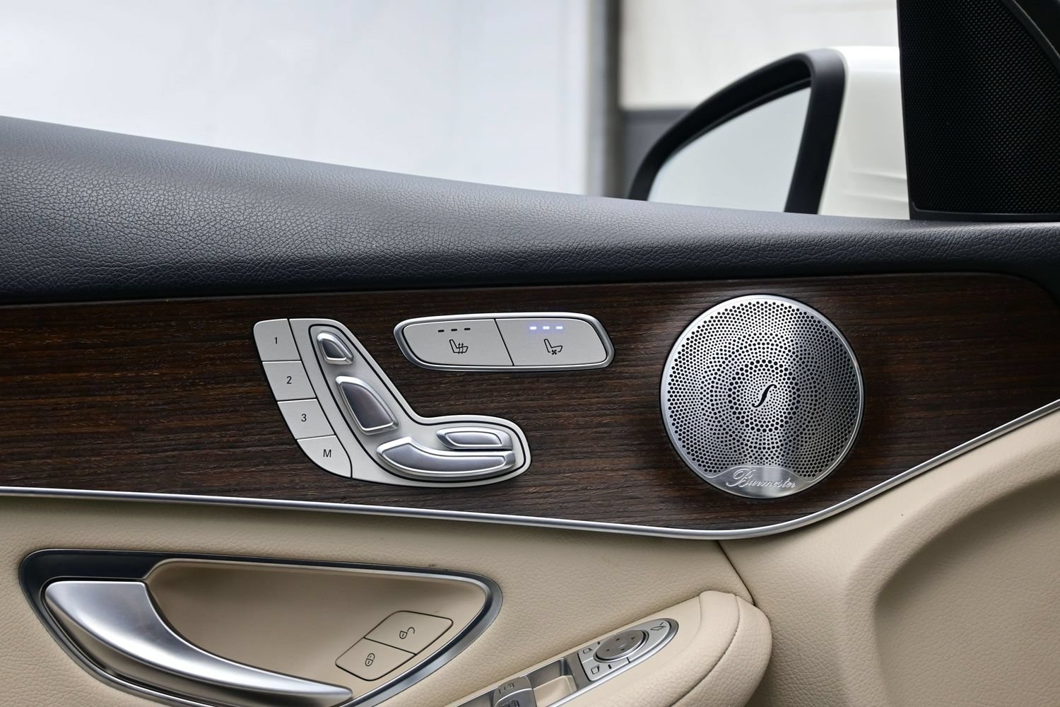 2020 Mercedes-Benz GLC GLC300 - Photo 11