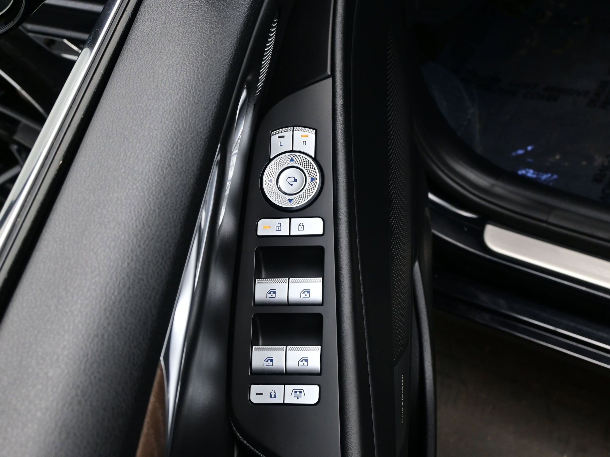2026 GENESIS G80 Advanced - Photo 10