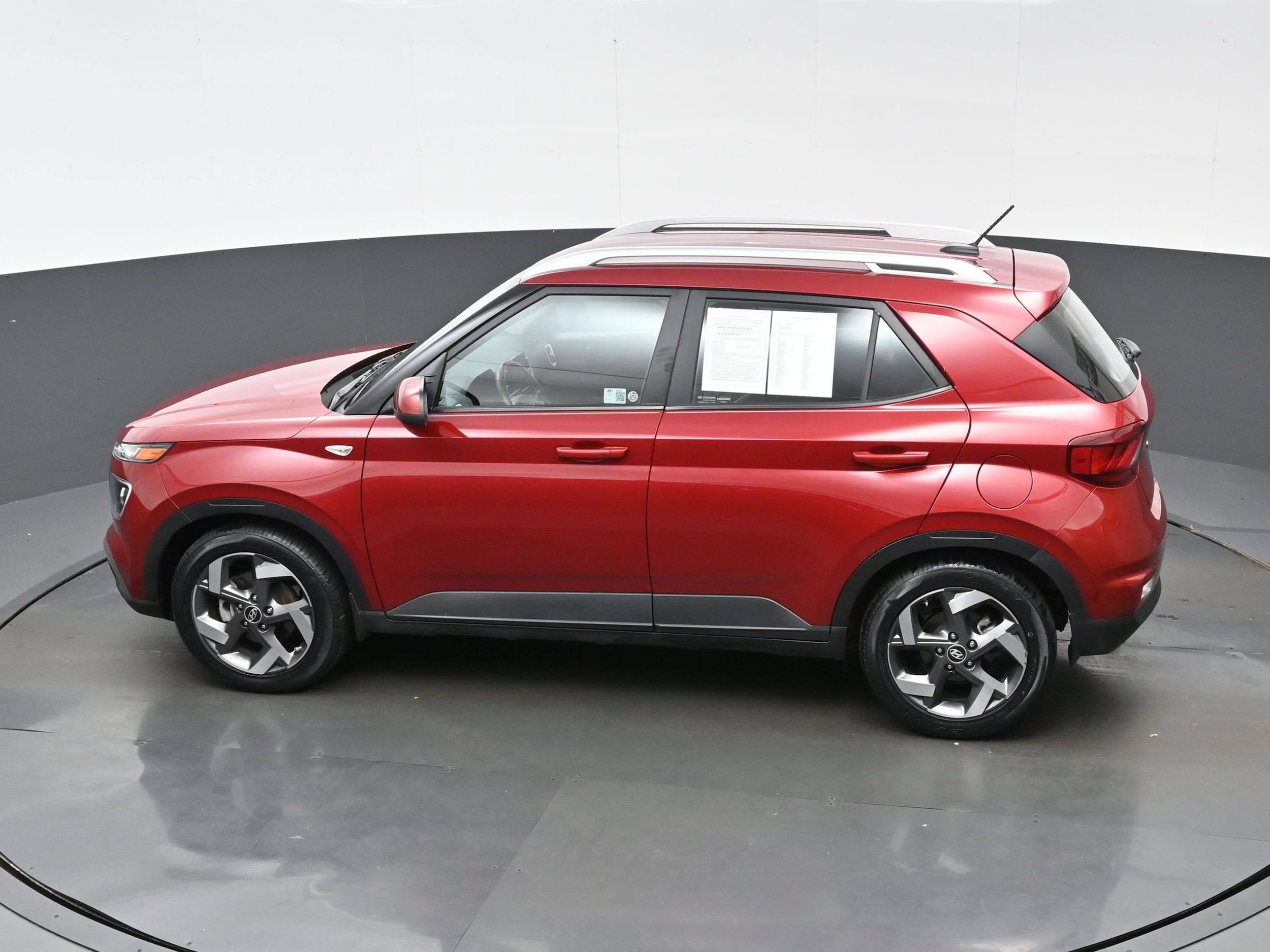 2024 Hyundai Venue Limited - Photo 34