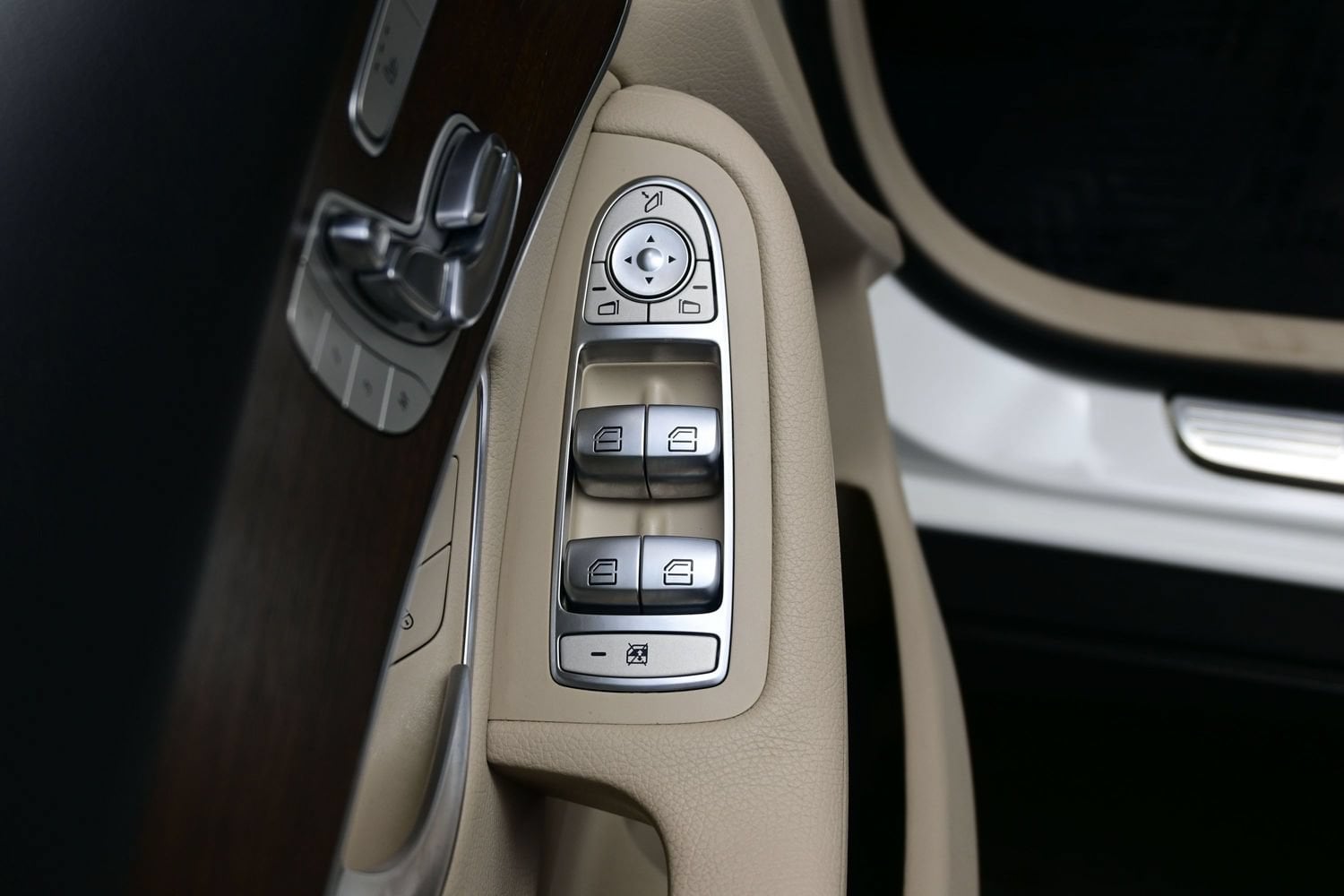 2020 Mercedes-Benz GLC GLC300 - Photo 10