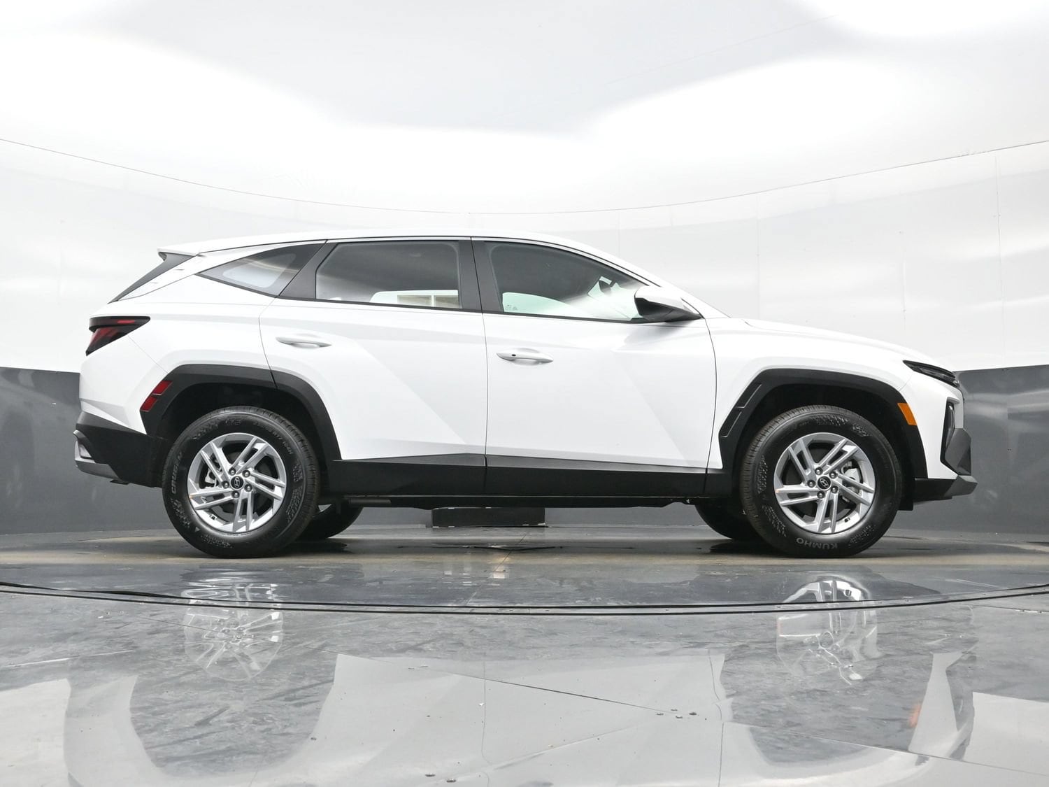 2026 Hyundai Tucson SE - Photo 30