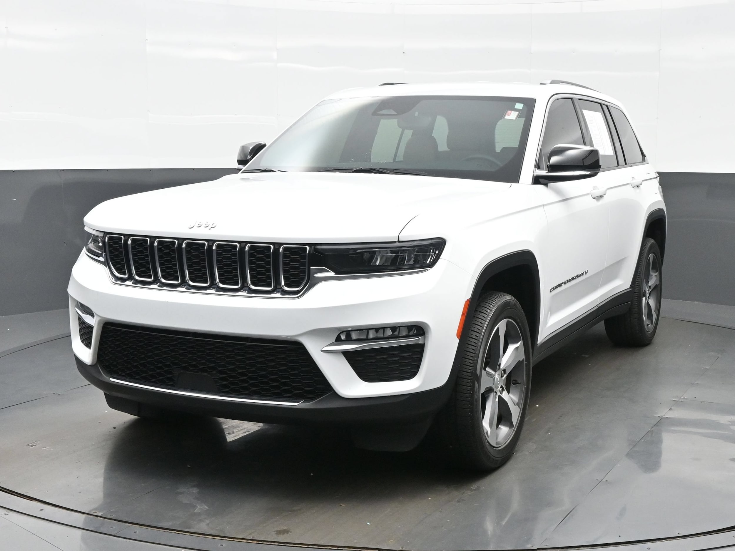 2023 Jeep Grand Cherokee Limited - Photo 1