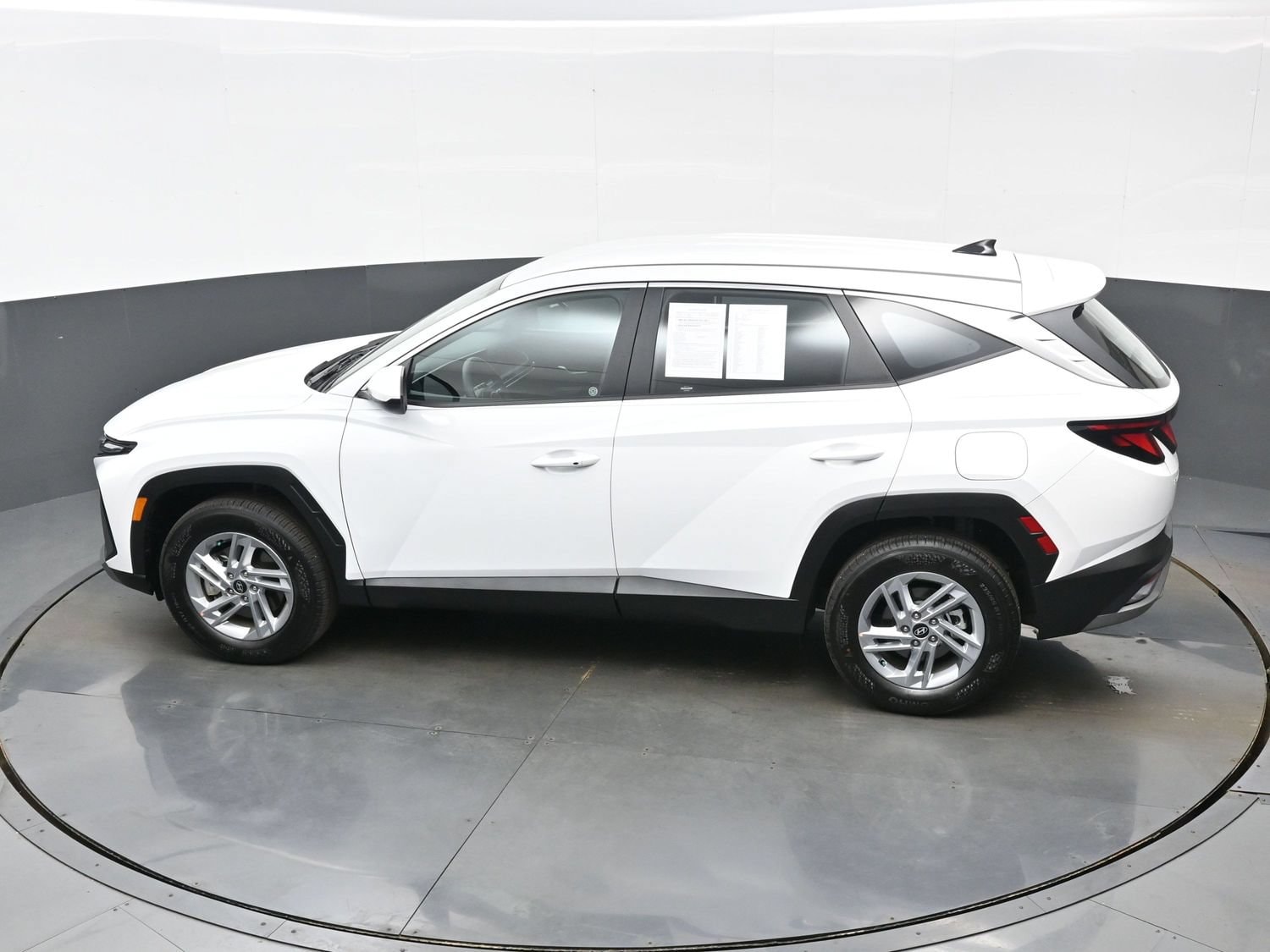 2026 Hyundai Tucson SE - Photo 33