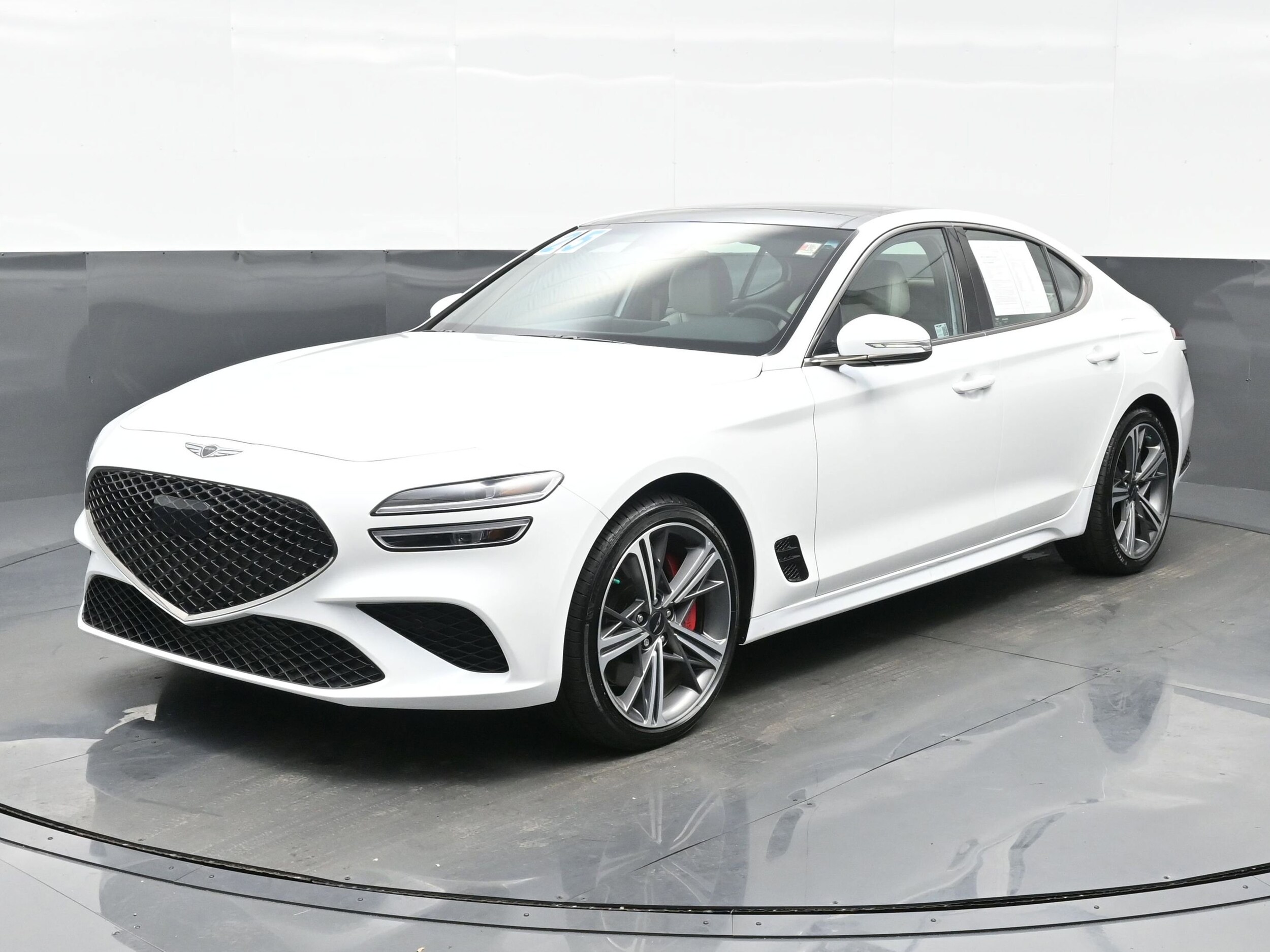 2025 Genesis G70 3.3T Sport Advanced photo 2