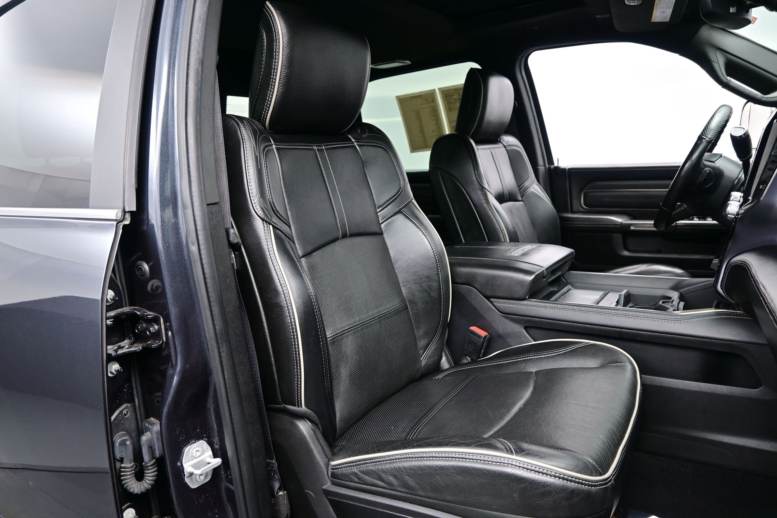 2019 RAM Ram 2500 Pickup Laramie Limited - Photo 14