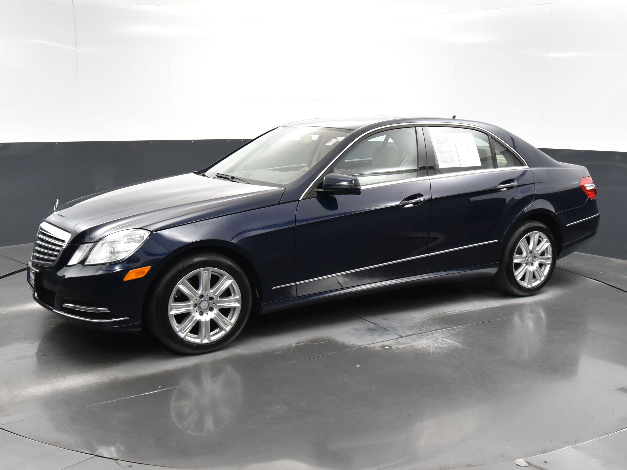 Used 2013 Mercedes-Benz E-Class E350 Luxury with VIN WDDHF8JB2DA707767 for sale in Bartlett, IL