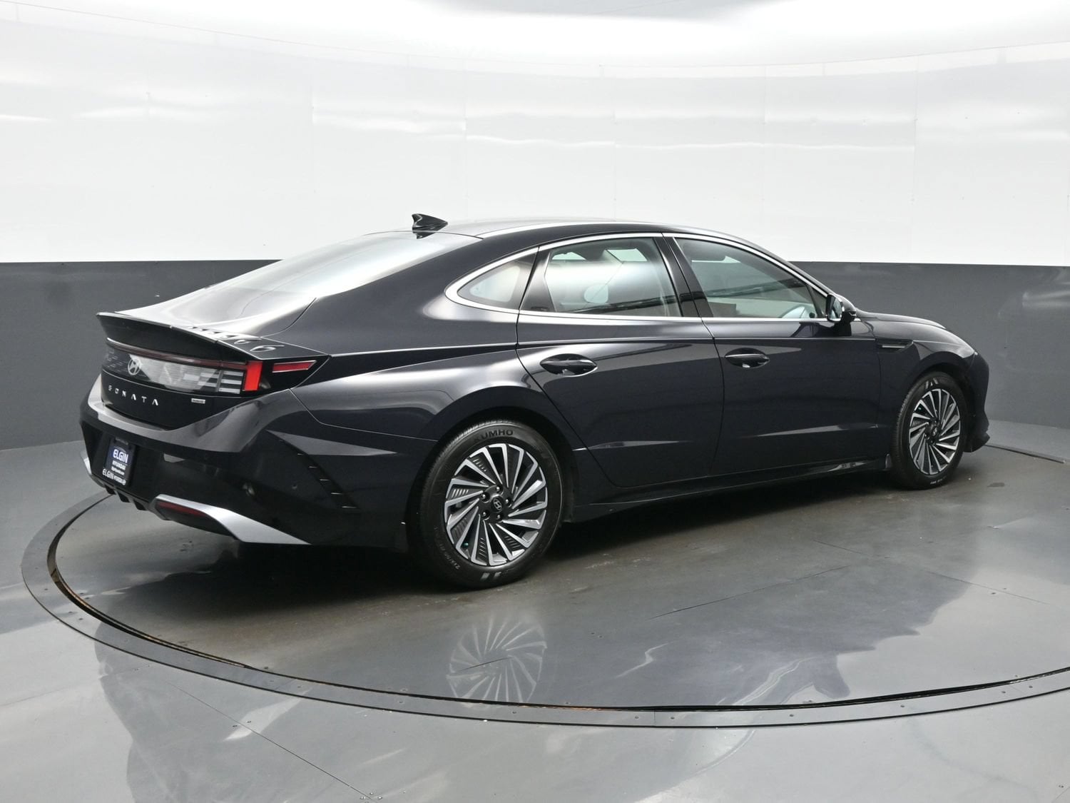 2026 Hyundai Sonata Hybrid Limited - Photo 6