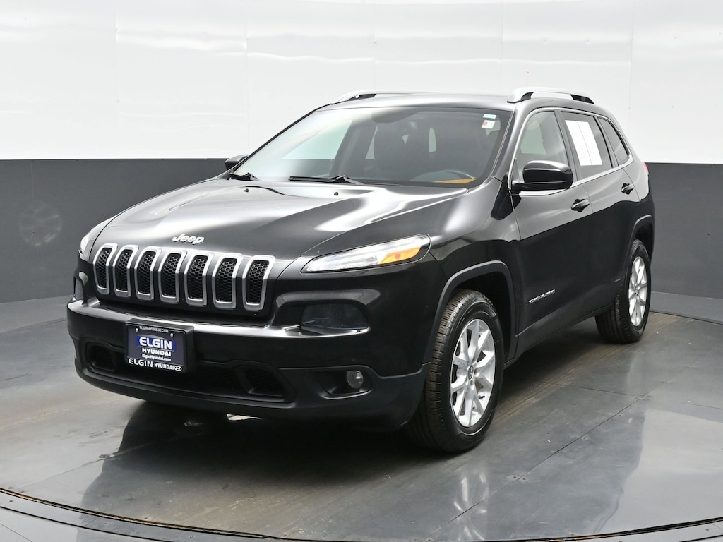 Used 2016 Jeep Cherokee Latitude SUV