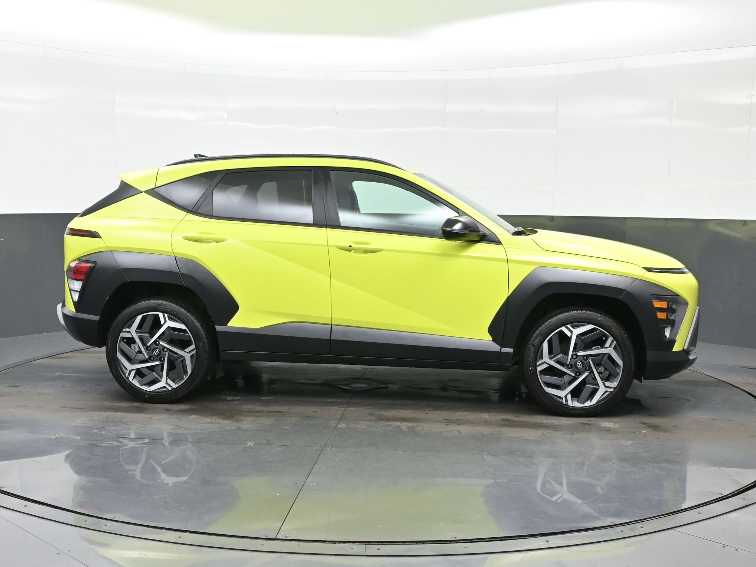 2026 Hyundai Kona SEL Premium - Photo 7