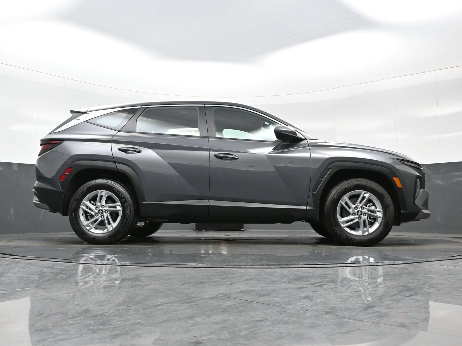 2026 Hyundai Tucson SE - Photo 30