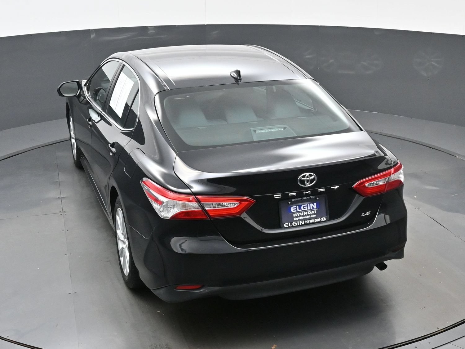 2020 Toyota Camry LE - Photo 35