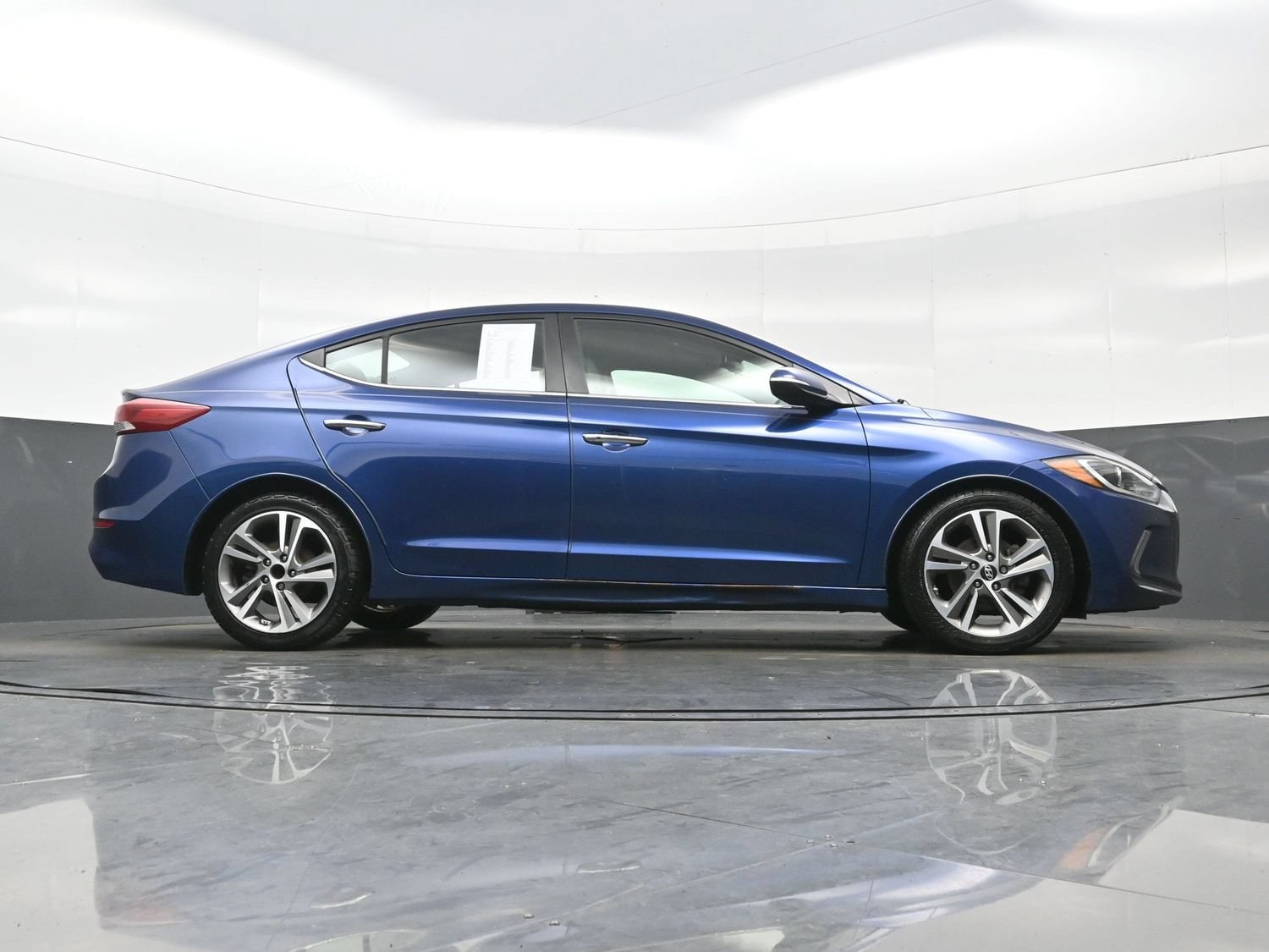 2017 Hyundai Elantra Limited - Photo 29
