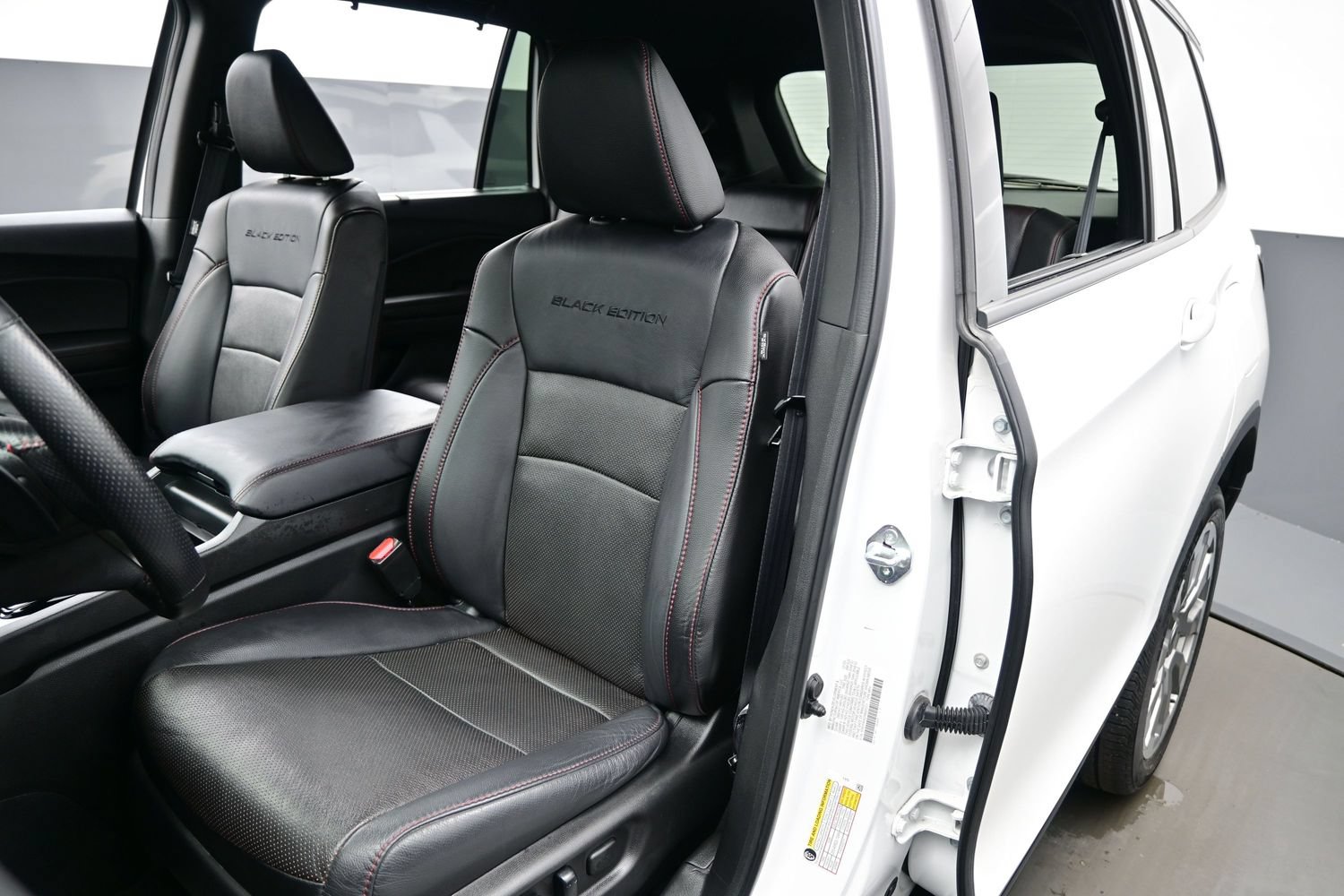 2024 Honda Passport Black Edition - Photo 12