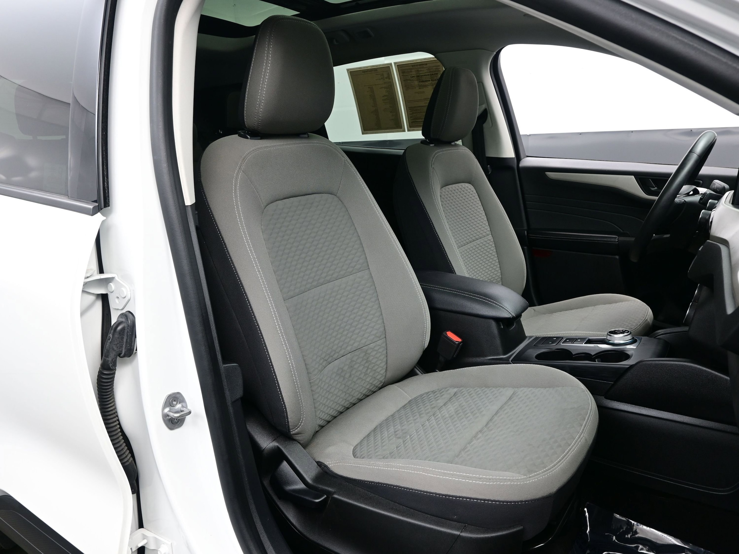 2022 Ford Escape SE - Photo 14