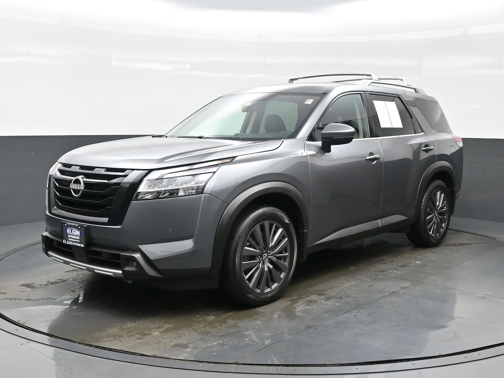 Used 2023 Nissan Pathfinder SL SUV