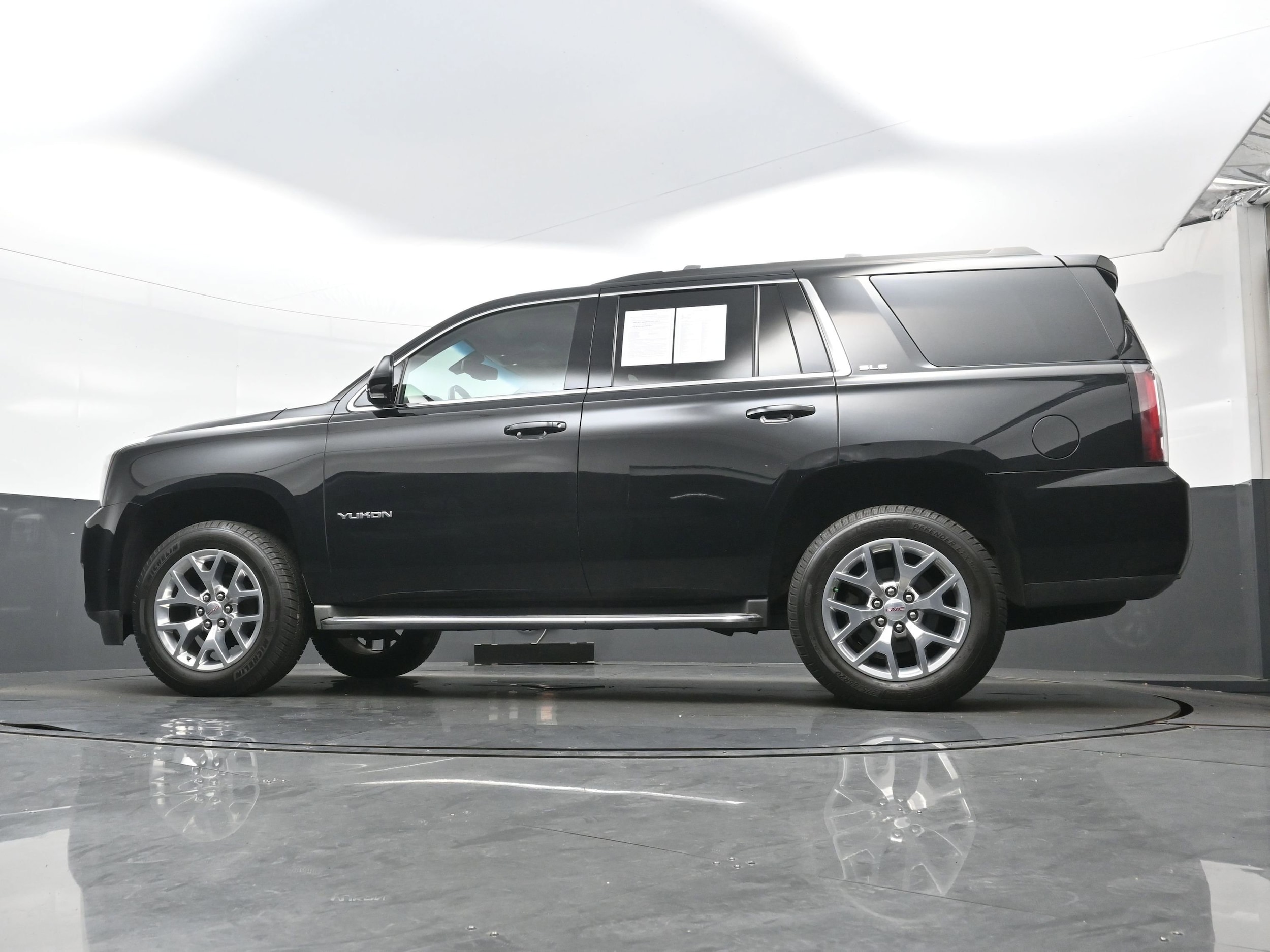 2015 GMC Yukon SLE - Photo 27