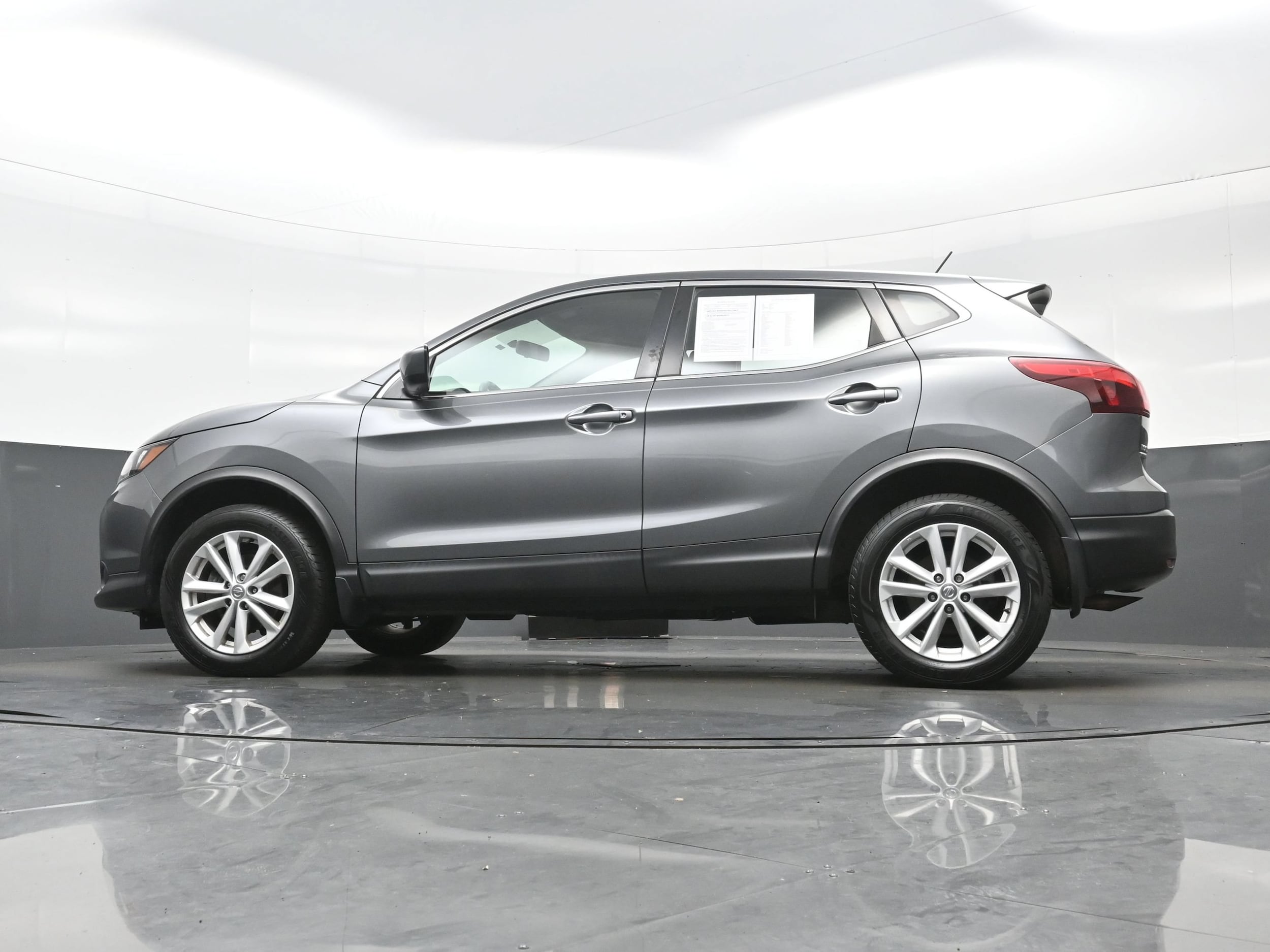 2018 Nissan Rogue Sport S - Photo 24