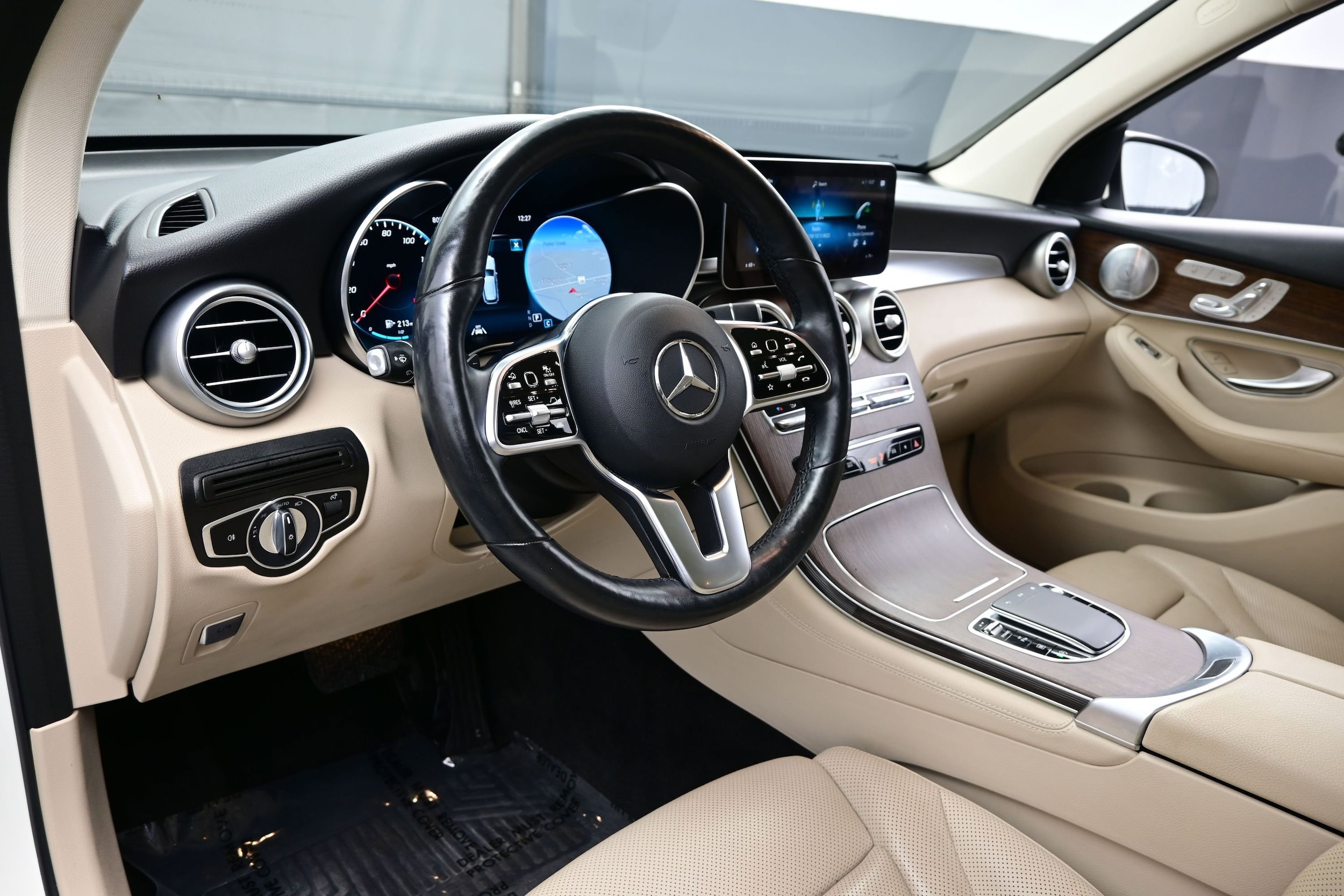 2020 Mercedes-Benz GLC GLC300 - Photo 13