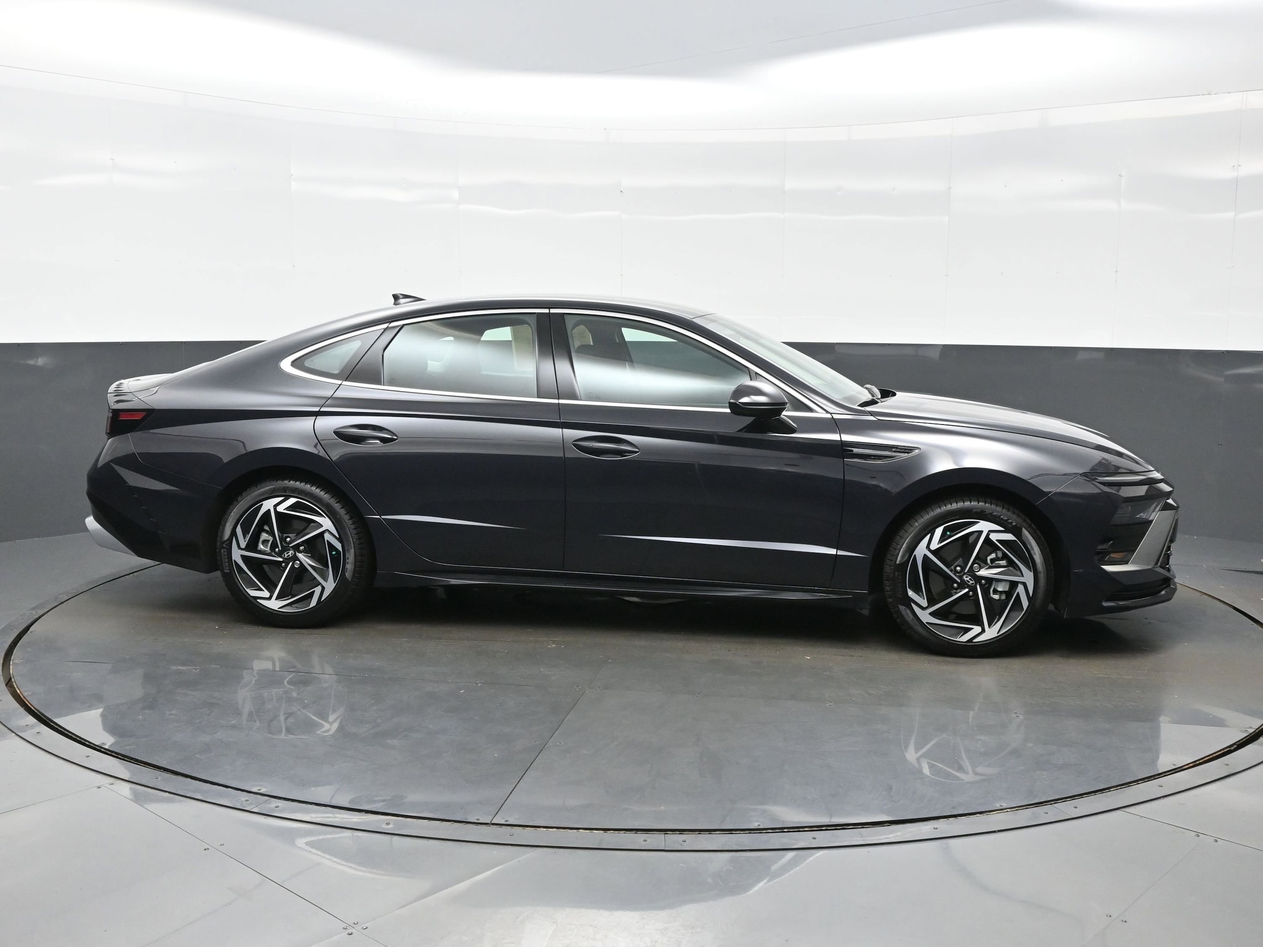 2026 Hyundai Sonata SEL - Photo 6